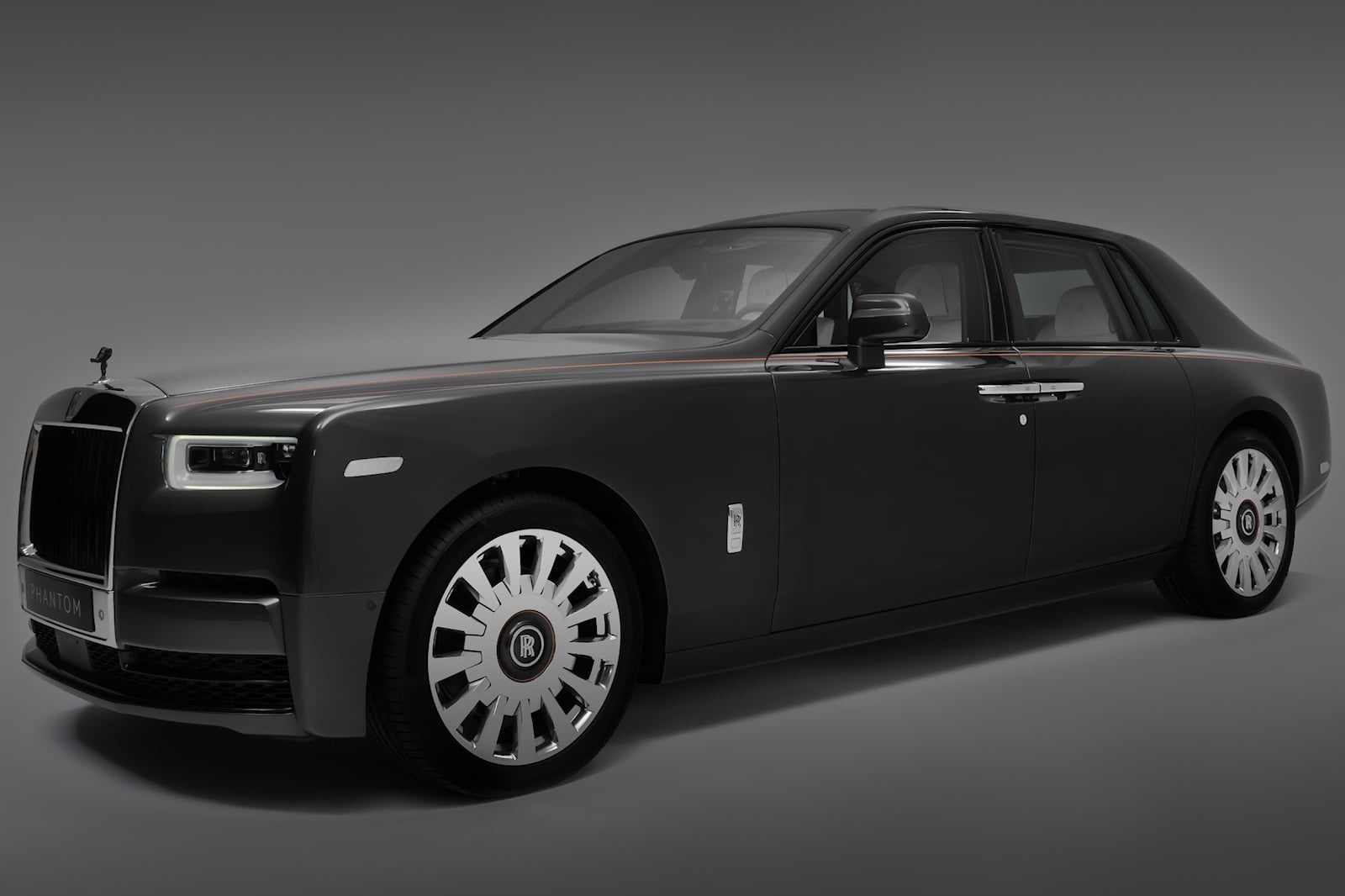 Rolls-Royce Phantom phien ban carbon doc nhat the gioi hinh anh