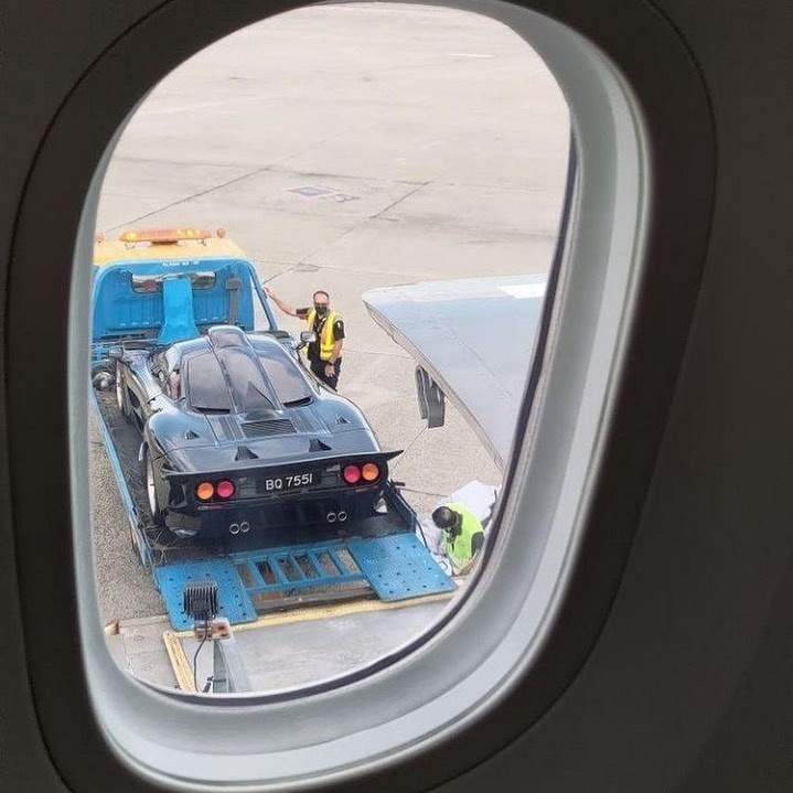 McLaren F1 GT của quốc vương Brunei lần đầu xuất hiện trước công chúng ảnh 2 McLaren F1 GT cua quoc vuong Brunei lan dau xuat hien truoc cong chung anh 2