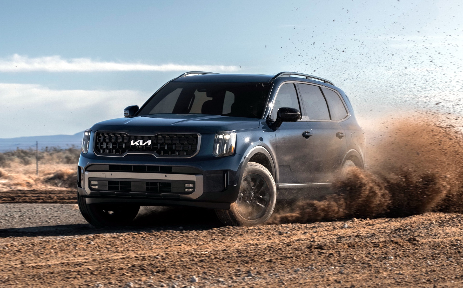 Kia Telluride 2023 duoc nang cap ngoai hinh, tang kha nang off-road hinh anh