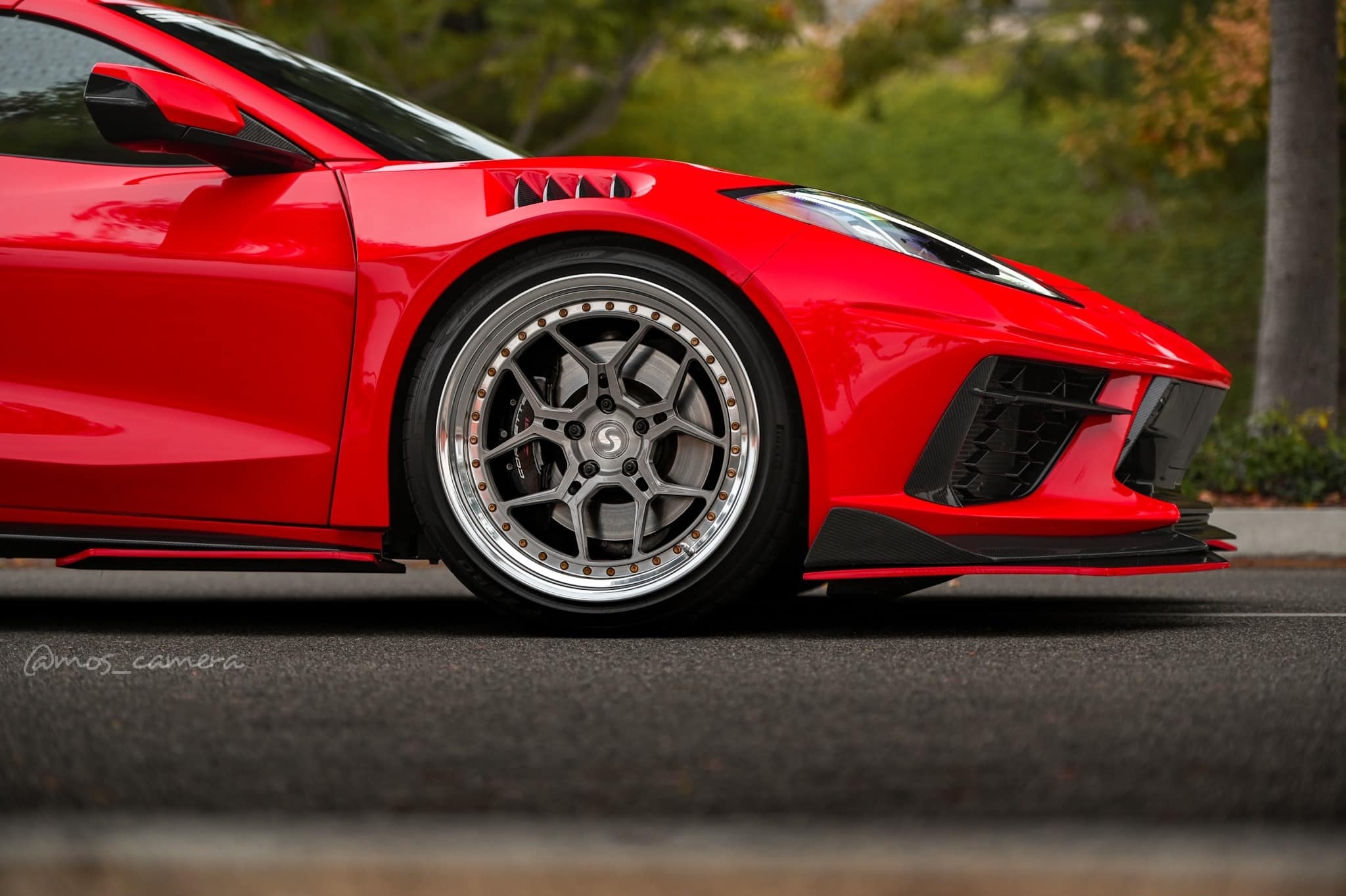 Ban do Chevrolet Corvette C8 widebody co gia 185.000 USD anh 5