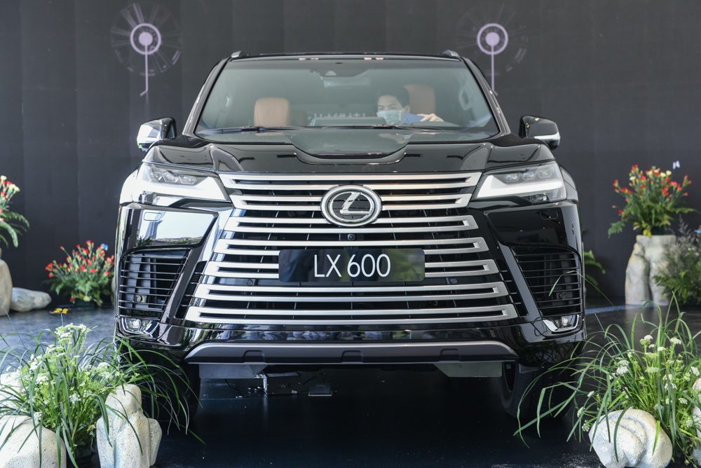 Chi tiet Lexus LX 600 phien ban cao cap nhat tai Viet Nam hinh anh