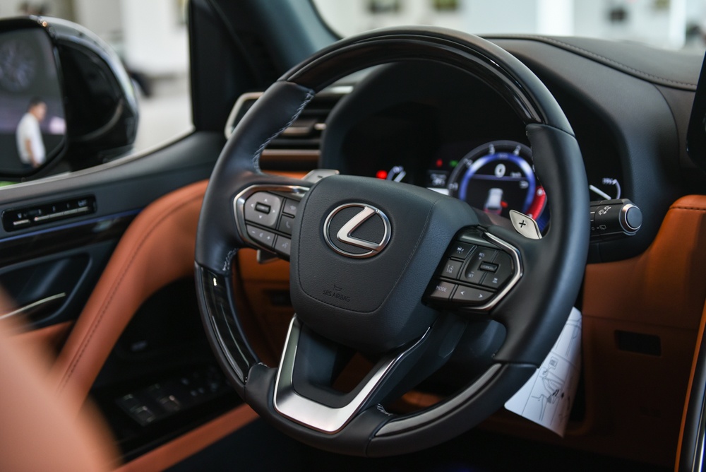 Chi tiet Lexus LX 600 VIP vua duoc ra mat tai Viet Nam anh 7