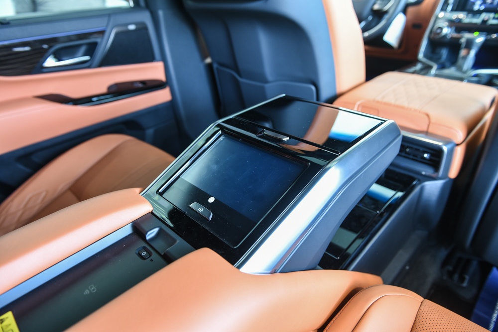 Chi tiet Lexus LX 600 VIP vua duoc ra mat tai Viet Nam anh 13