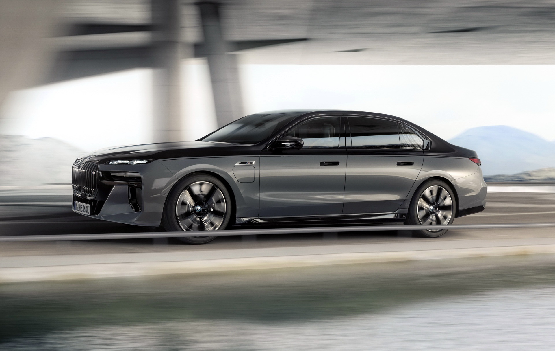 BMW se cho ra mat them bien the PHEV va EV cua dong 7-Series anh 12