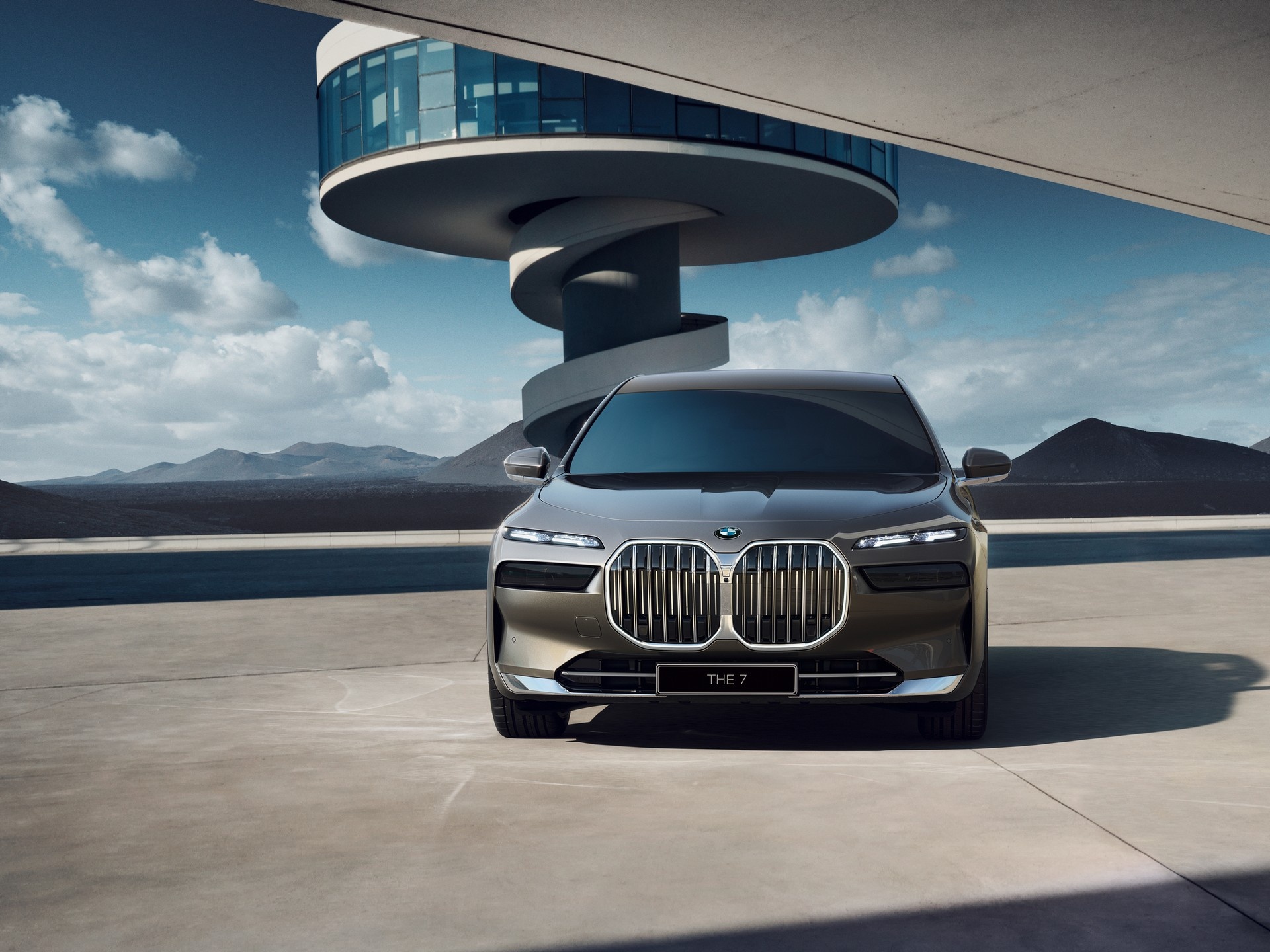 BMW 7-Series 2023 được mở bán tại Nhật Bản ảnh 1 BMW 7-Series 2023 duoc mo ban tai Nhat Ban anh 1