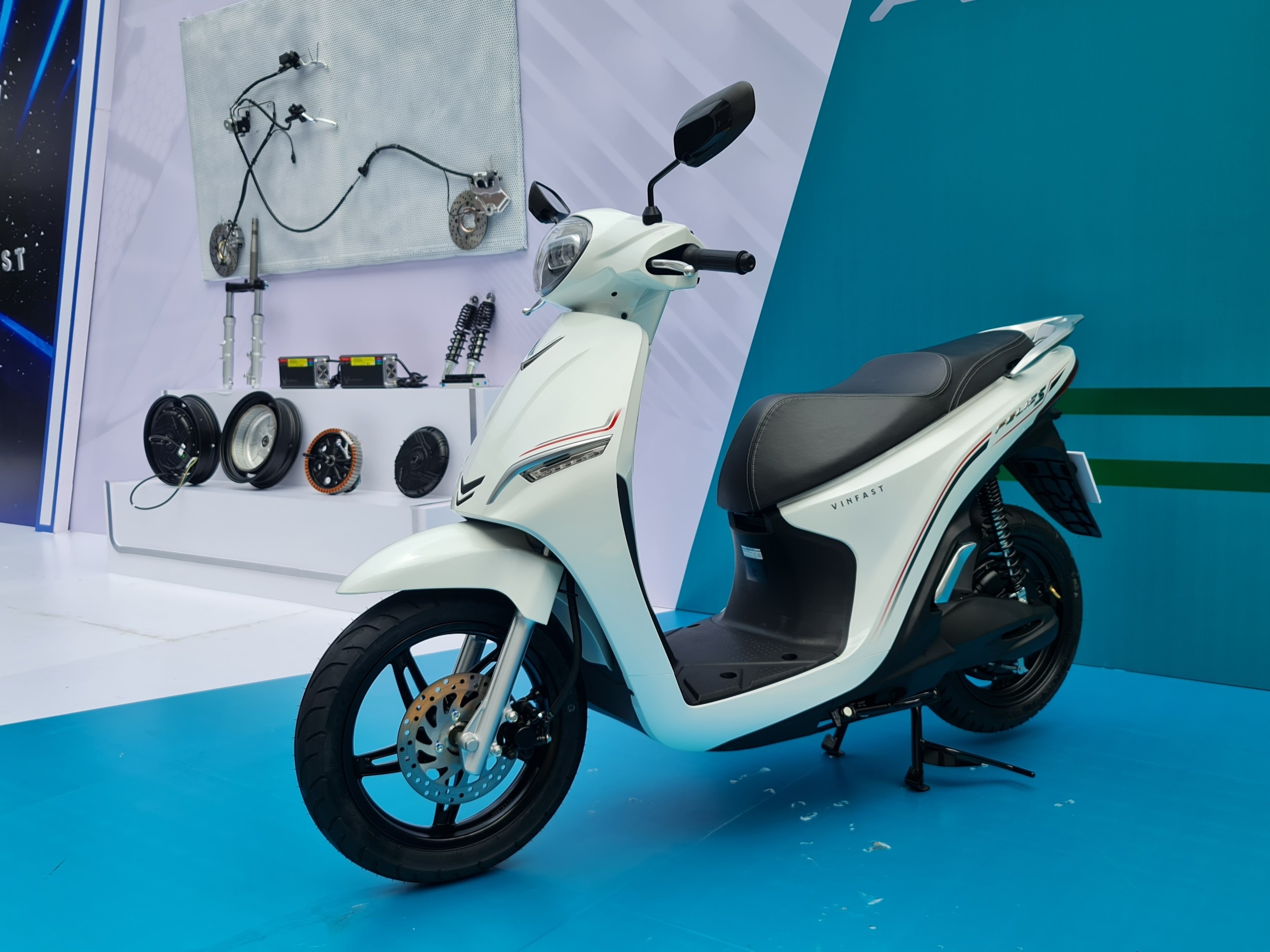 VinFast ap dung cong nghe pin moi len 5 mau xe may dien anh 5