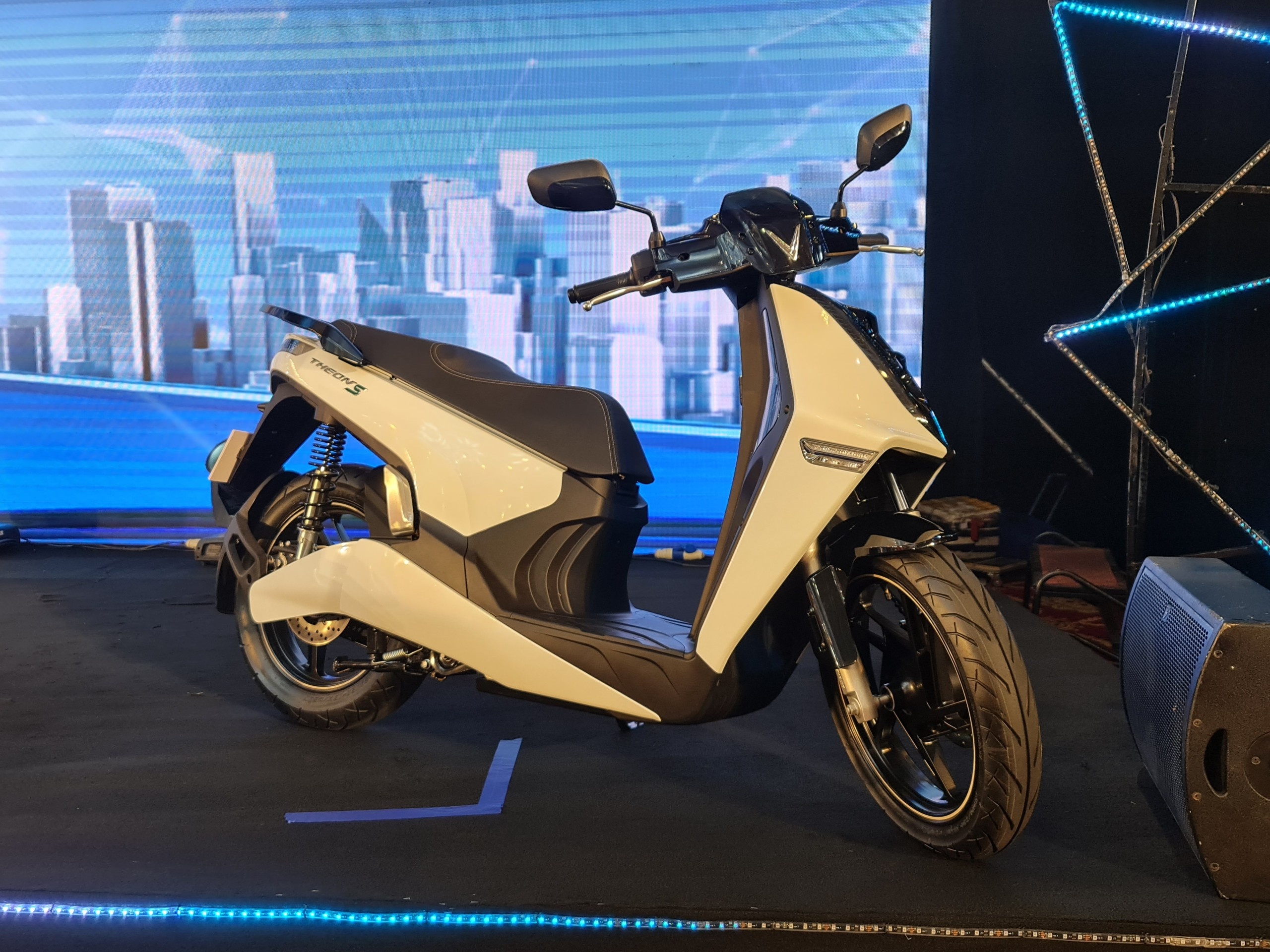 VinFast ap dung cong nghe pin moi len 5 mau xe may dien anh 12