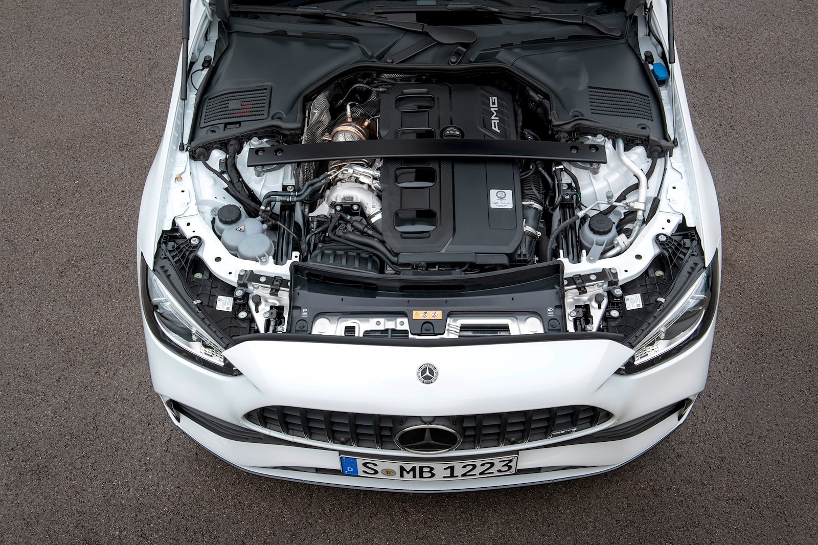 Mercedes-AMG C 43 duoc ra mat,  manh hon 400 ma luc anh 3