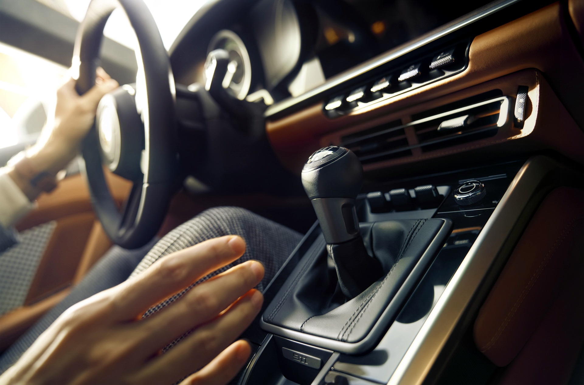 Porsche 911 Sport Classic 2023 ra mat anh 14