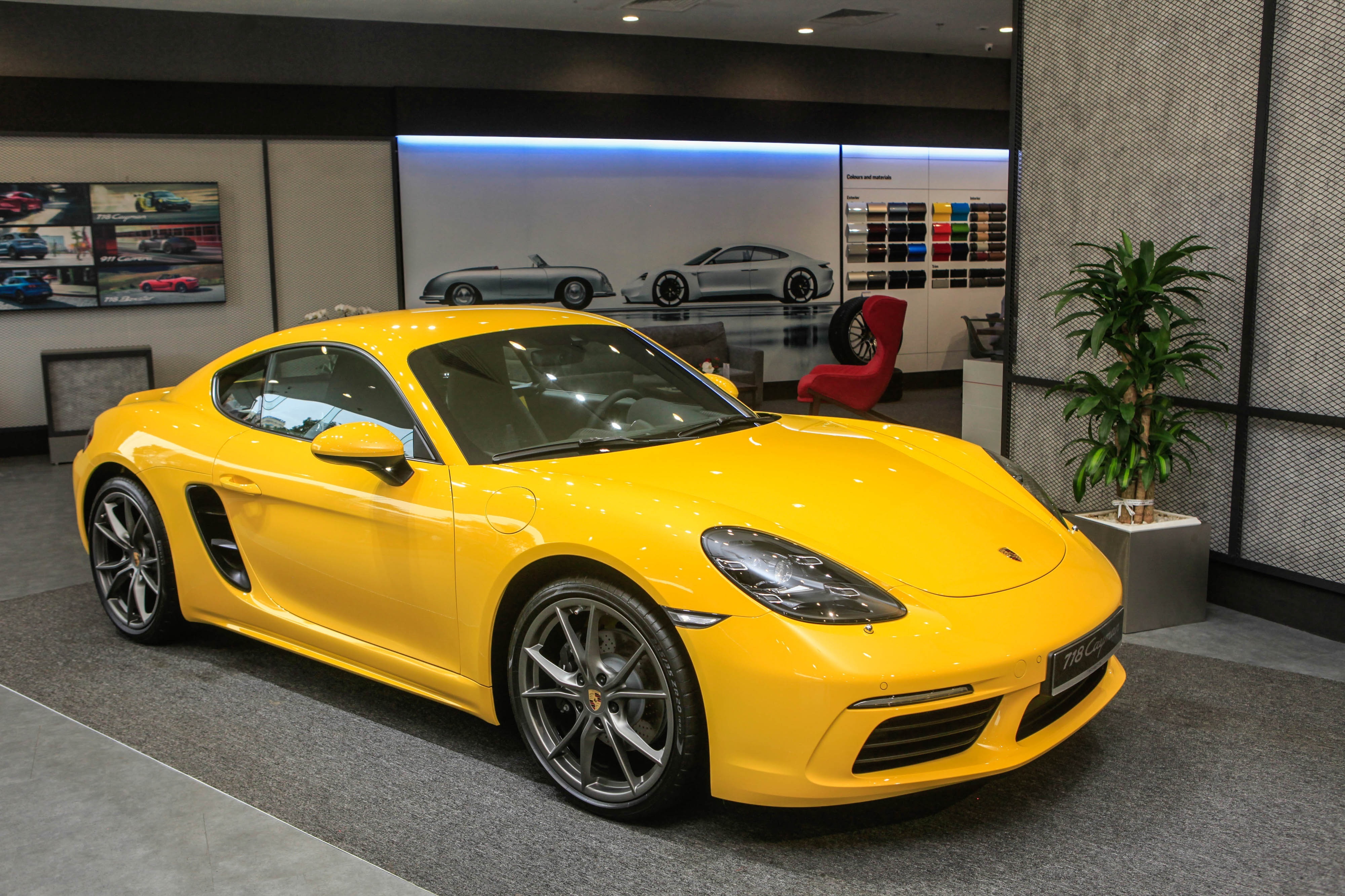 10 oto co dong co 4 xy-lanh manh nhat anh 4