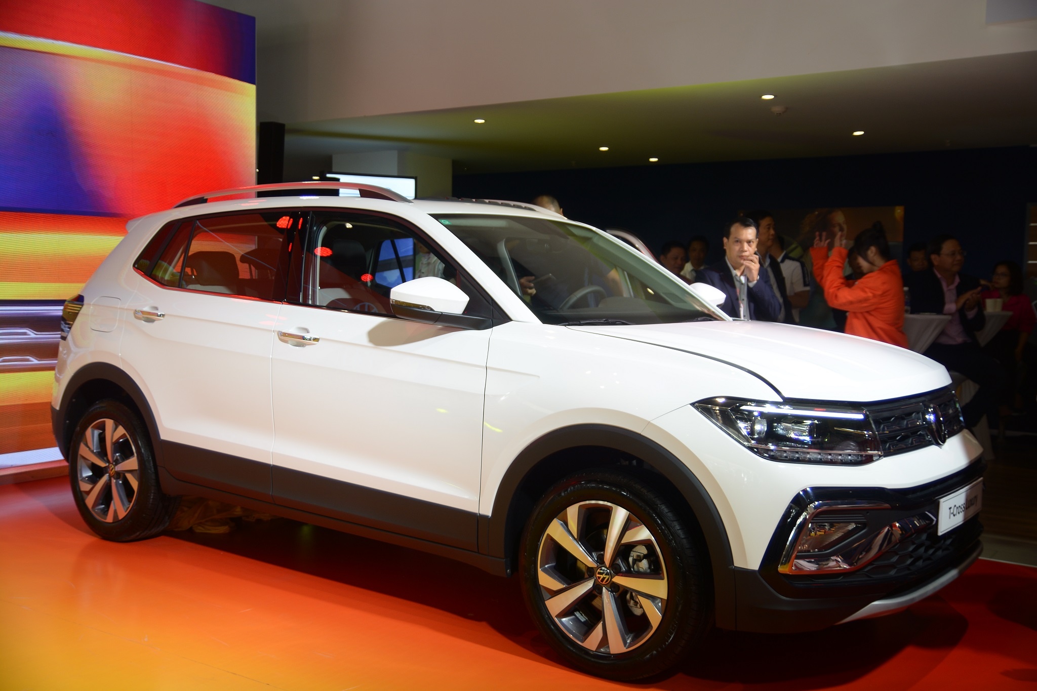 Volkswagen T-Cross ra mat tai Viet Nam, gia tu 1,1 ty dong hinh anh