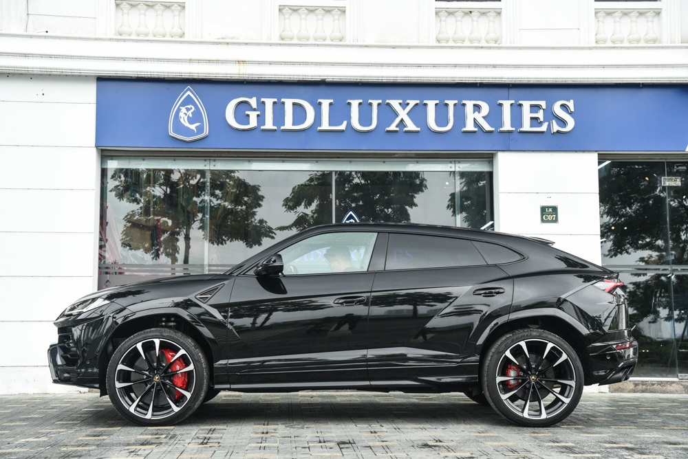 Lamborghini Urus doi 2022 dau tien ve Viet Nam anh 13