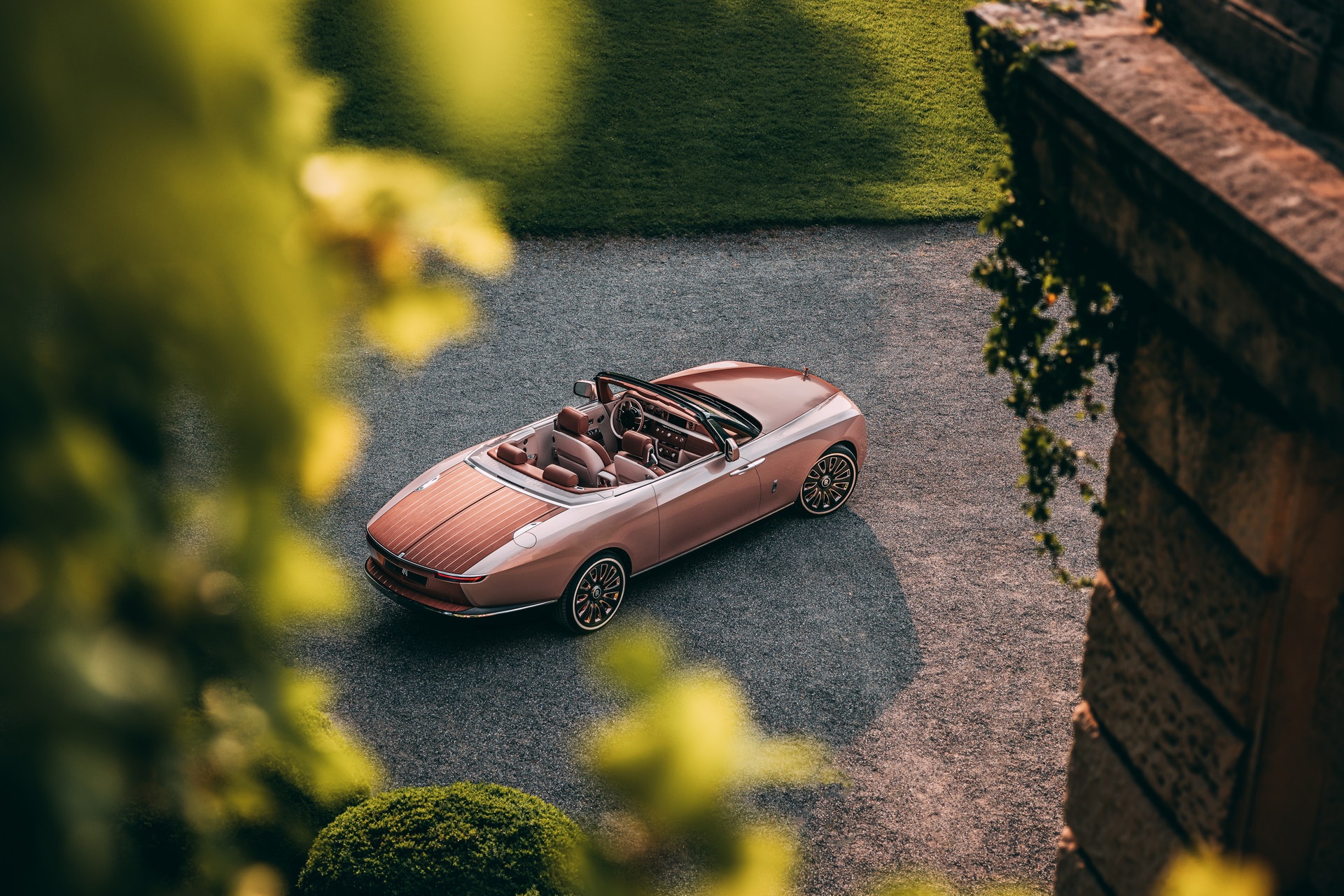 Chiec Rolls-Royce Boat Tail thu hai duoc gioi thieu anh 12