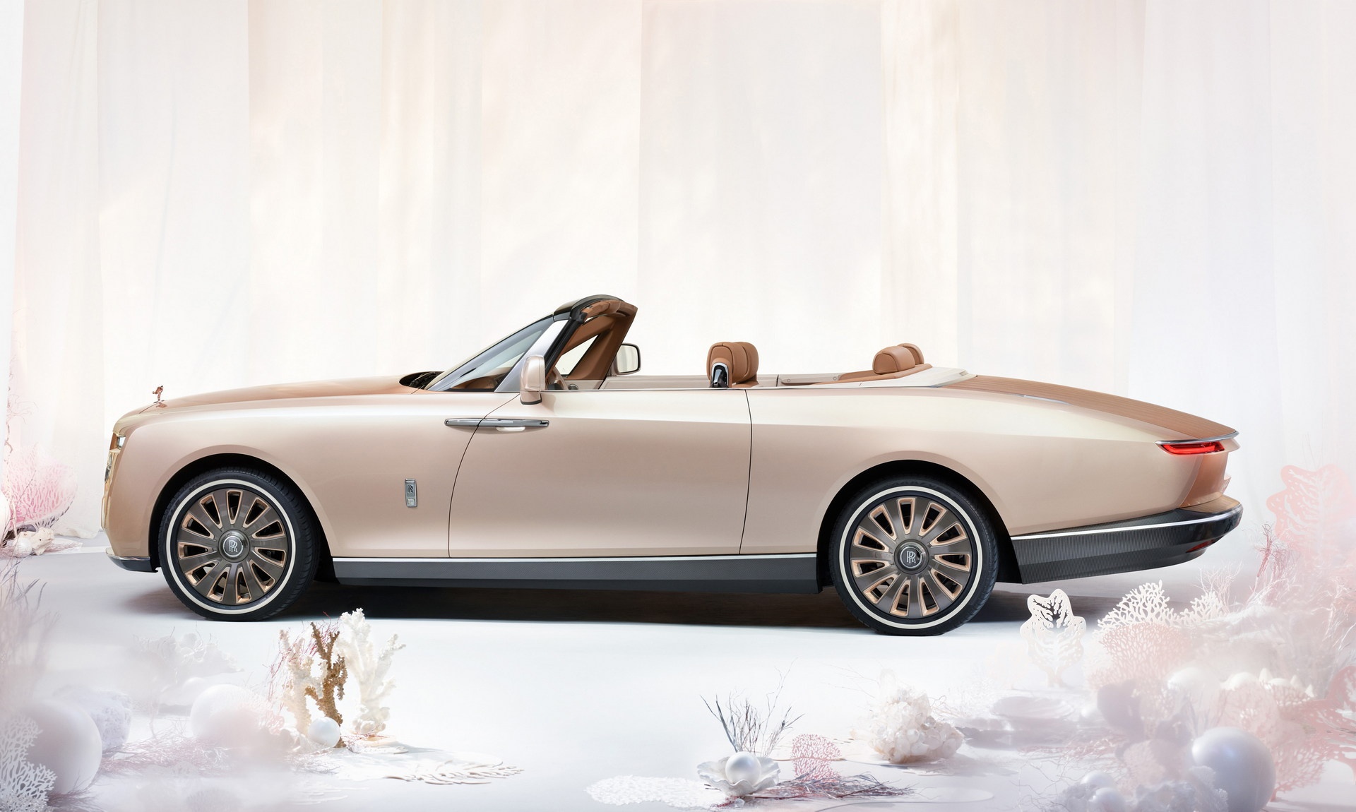 Chiec Rolls-Royce Boat Tail thu hai duoc gioi thieu anh 8