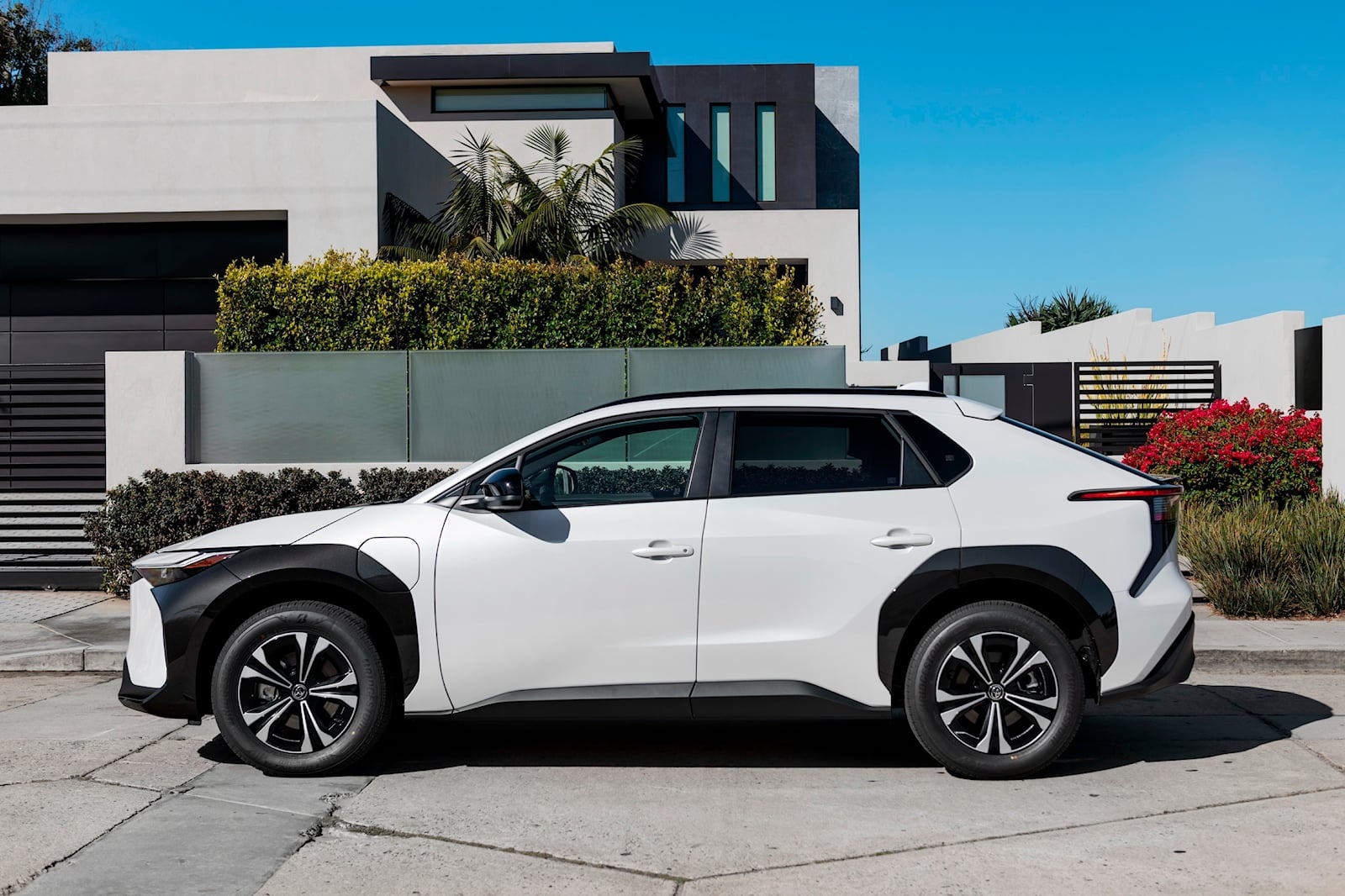 He thong pin moi cua Toyota co the dung cho gia dinh lan xe dien anh 2