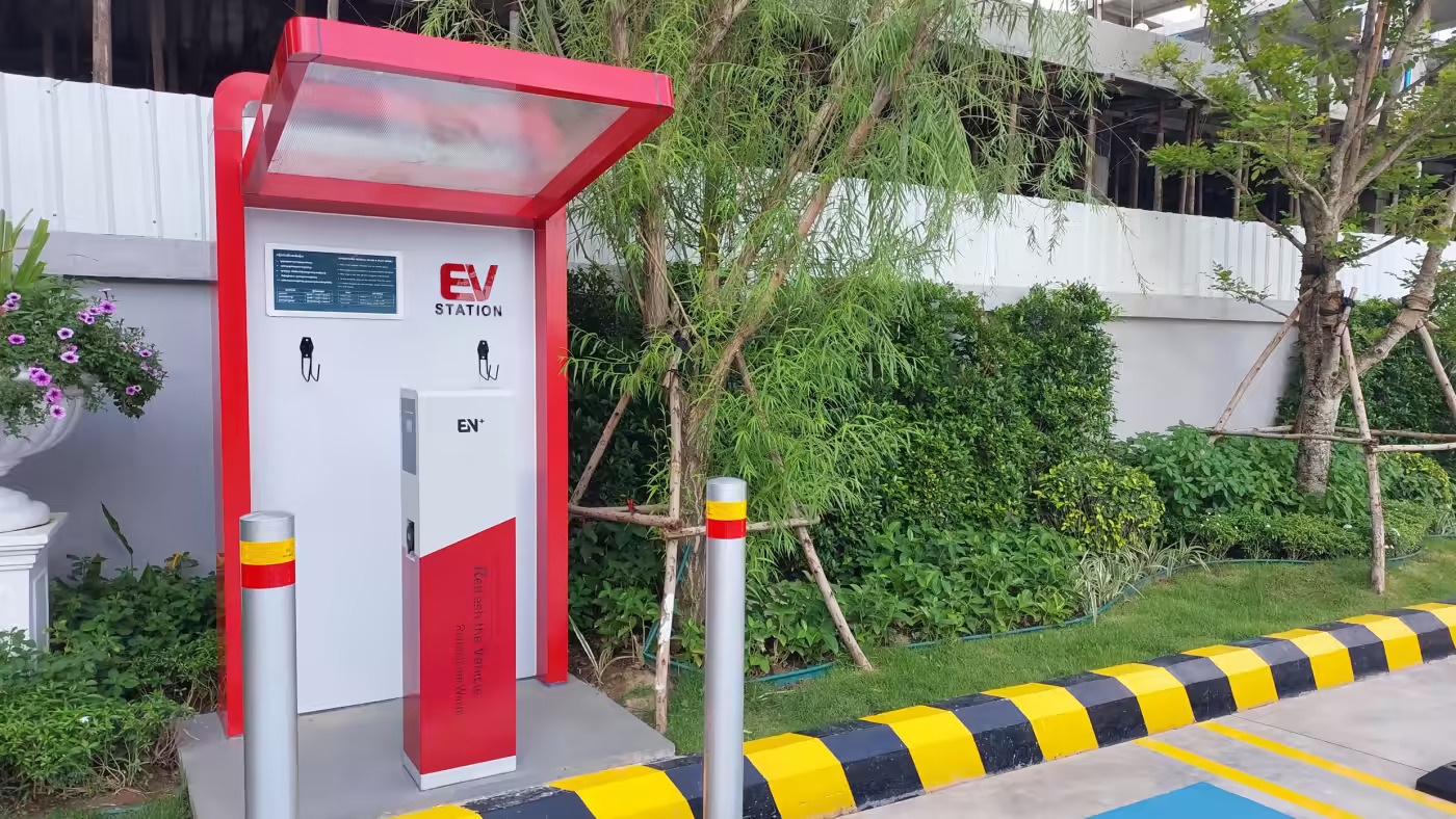 Ba nuoc ASEAN thanh lap mang luoi tram sac xuyen bien gioi hinh anh