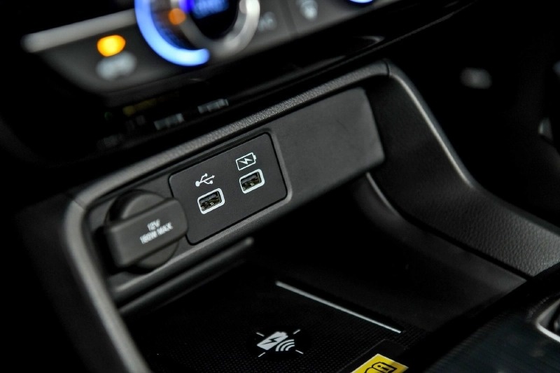 Honda Civic e: HEV sap ra mat tai Thai Lan anh 14