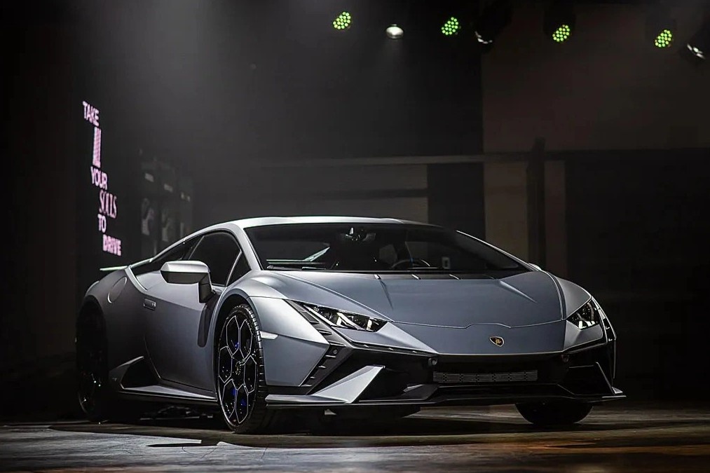 Lamborghini Huracan Tecnica ra mat tai Thai Lan hinh anh