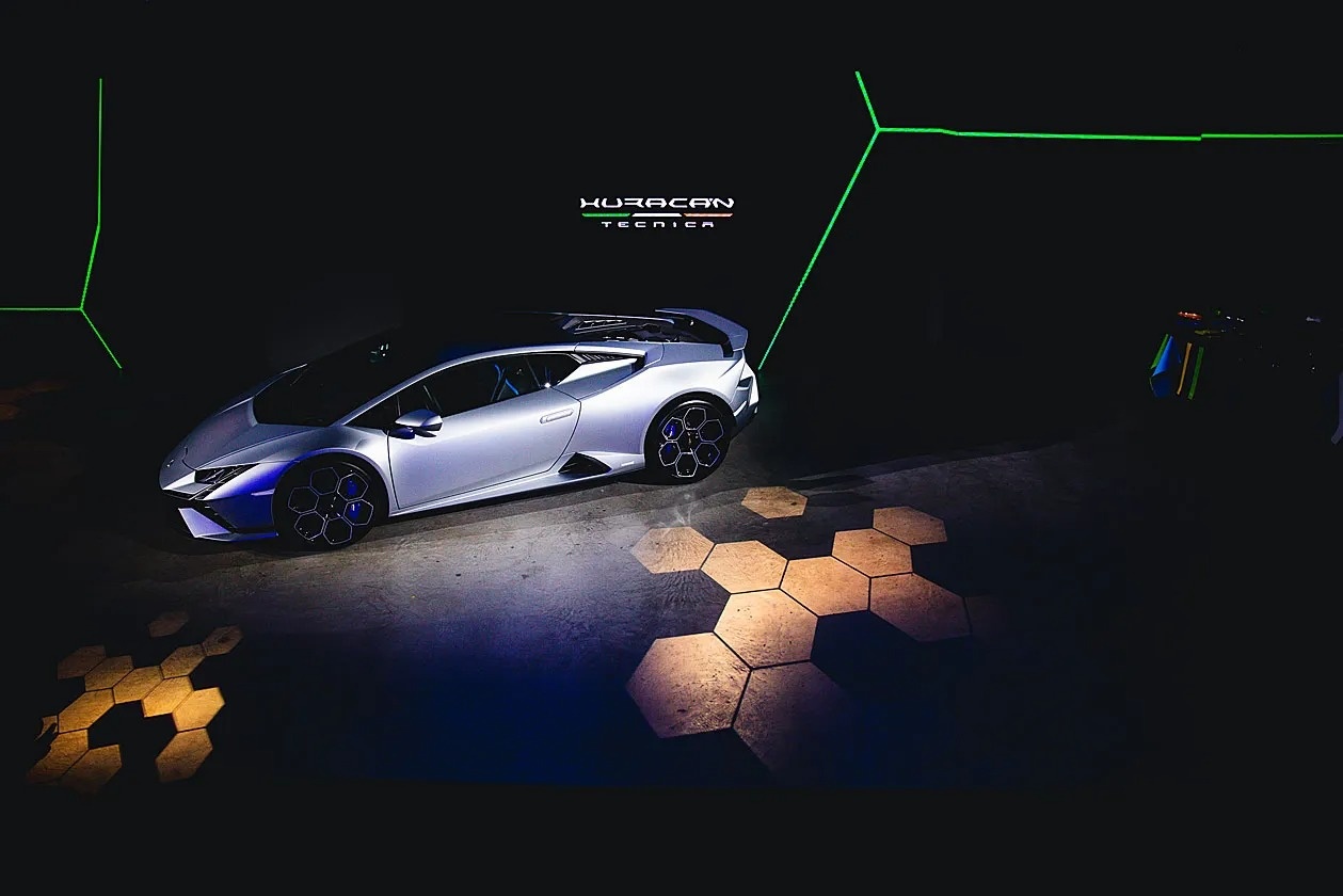 Lamborghini Huracan Tecnica ra mắt tại Thái Lan ảnh 3 Lamborghini Huracan Tecnica ra mat tai Thai Lan anh 3
