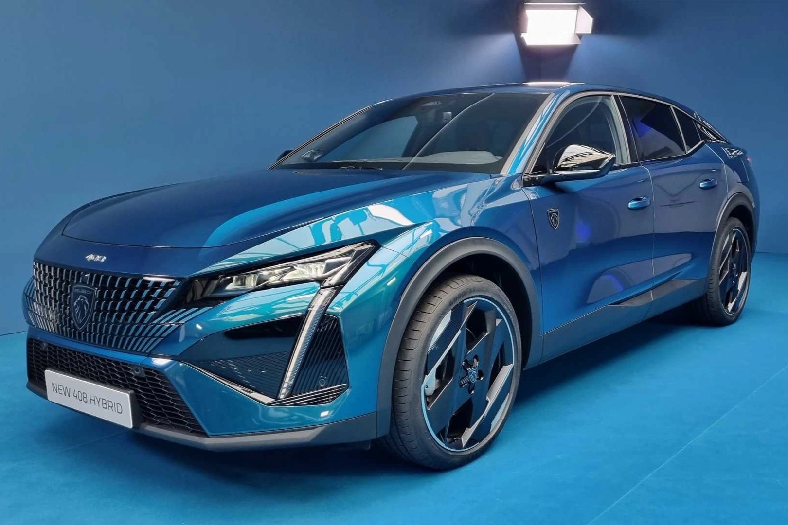 Anh thuc te Peugeot 408 2023 vua ra mat hinh anh