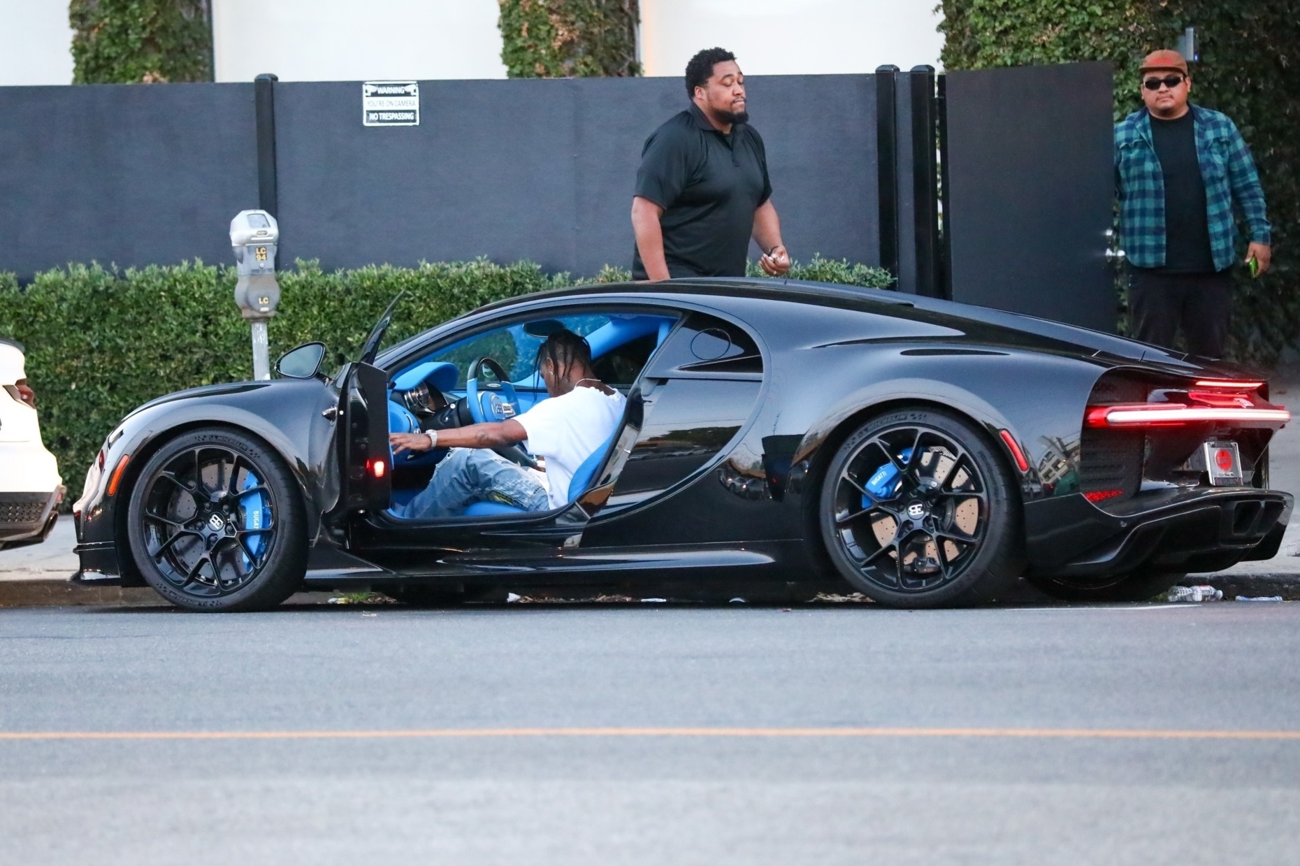 Rapper Travis Scott mua sieu xe 5, 5 trieu USD anh 3