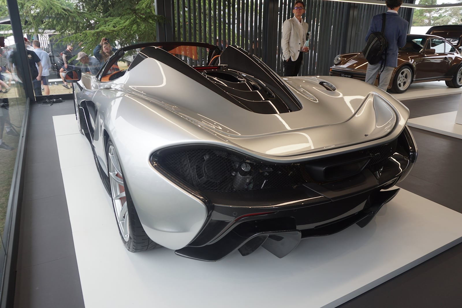 McLaren P1 Spider dau tien duoc ra mat anh 5