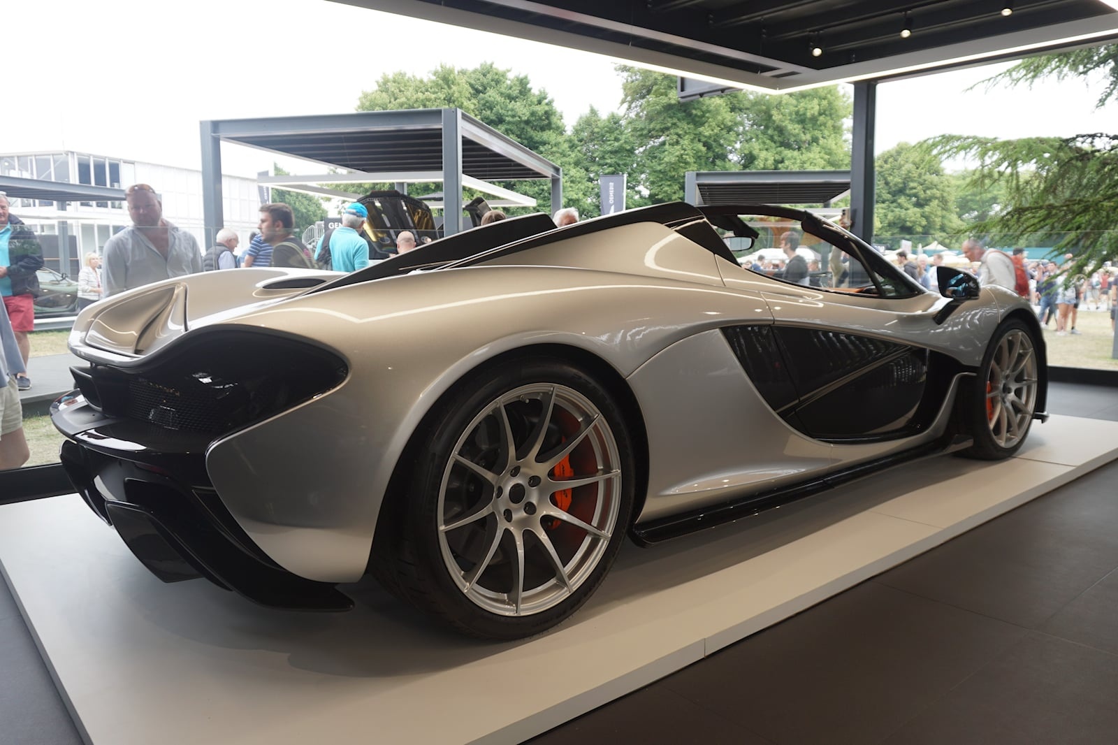 McLaren P1 Spider dau tien duoc ra mat anh 6