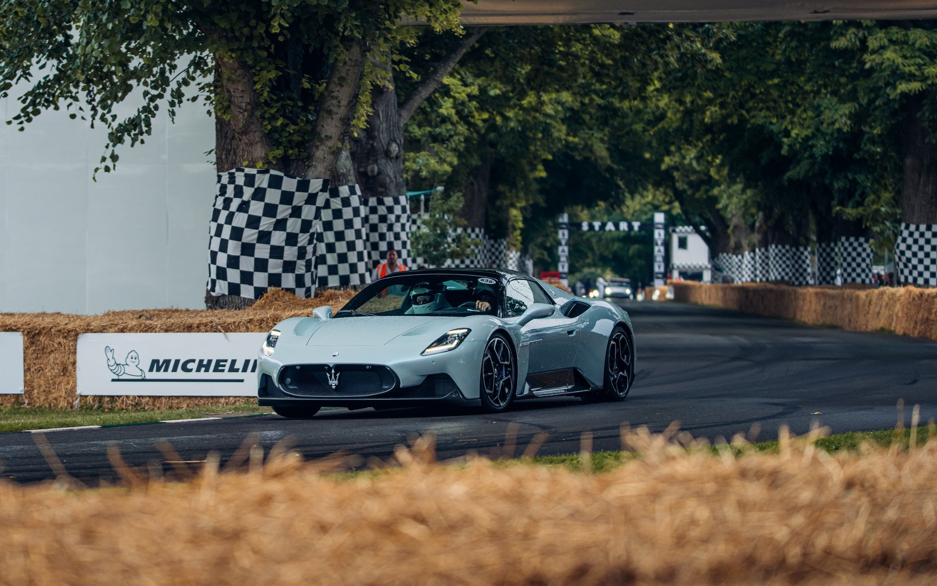 David Beckham xuat hien cung sieu xe moi tai Goodwood Festival of Speed 2022 anh 4