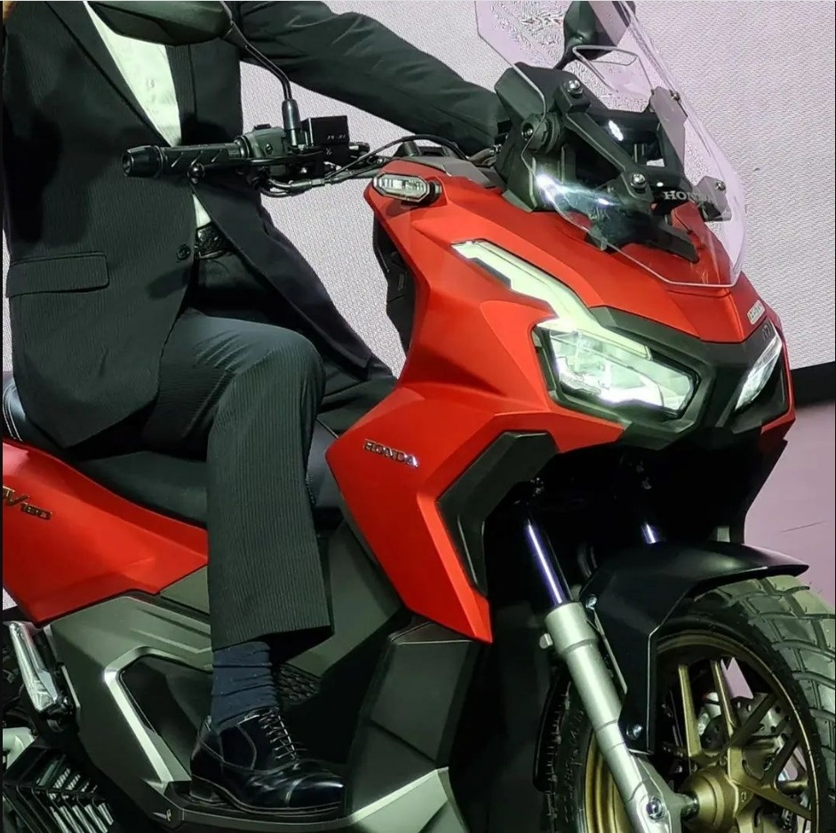 Nhung thay doi tren Honda ADV 160 vua duoc ra mat anh 3