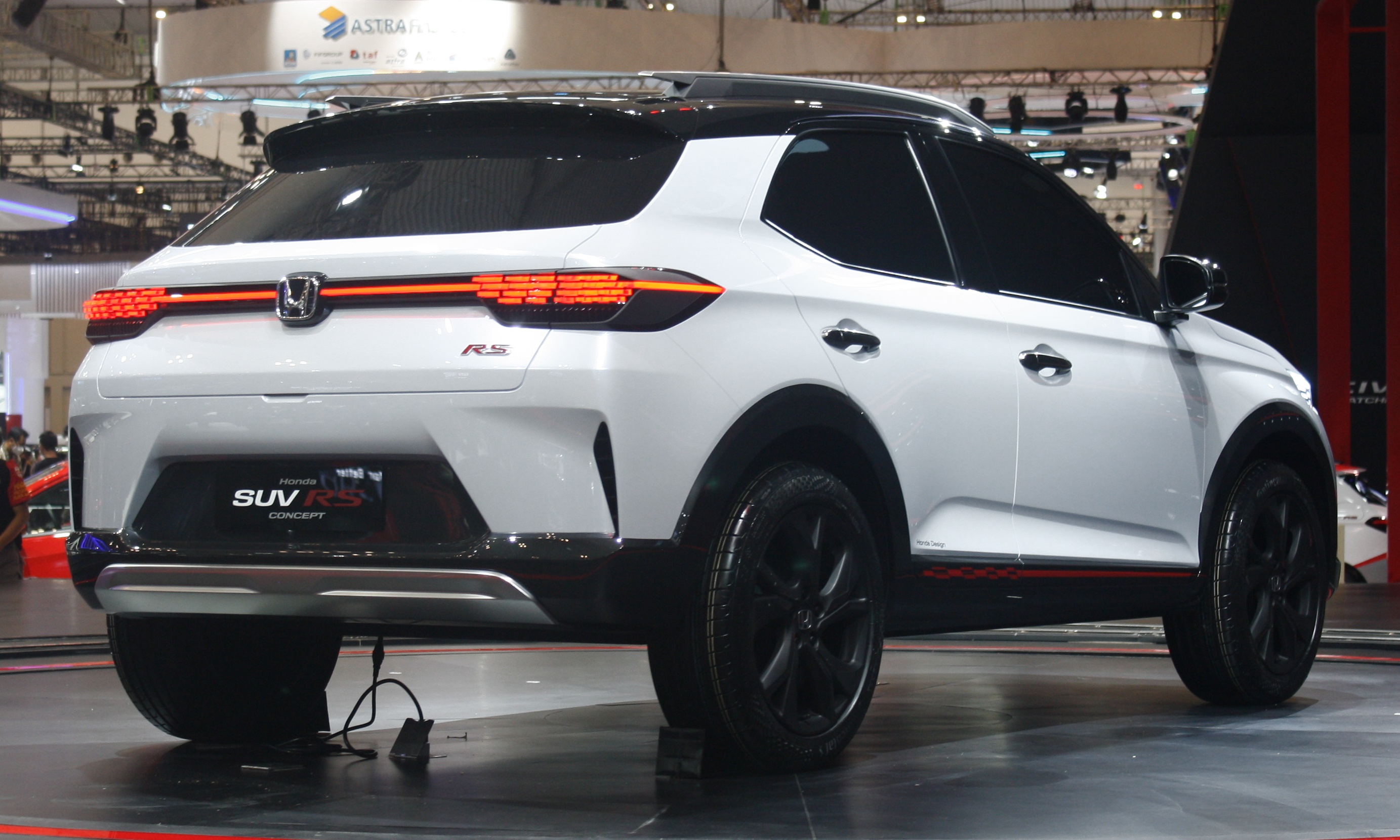 Honda sắp ra mắt mẫu SUV hạng A ảnh 5 Honda sap ra mat mau SUV hang A anh 5