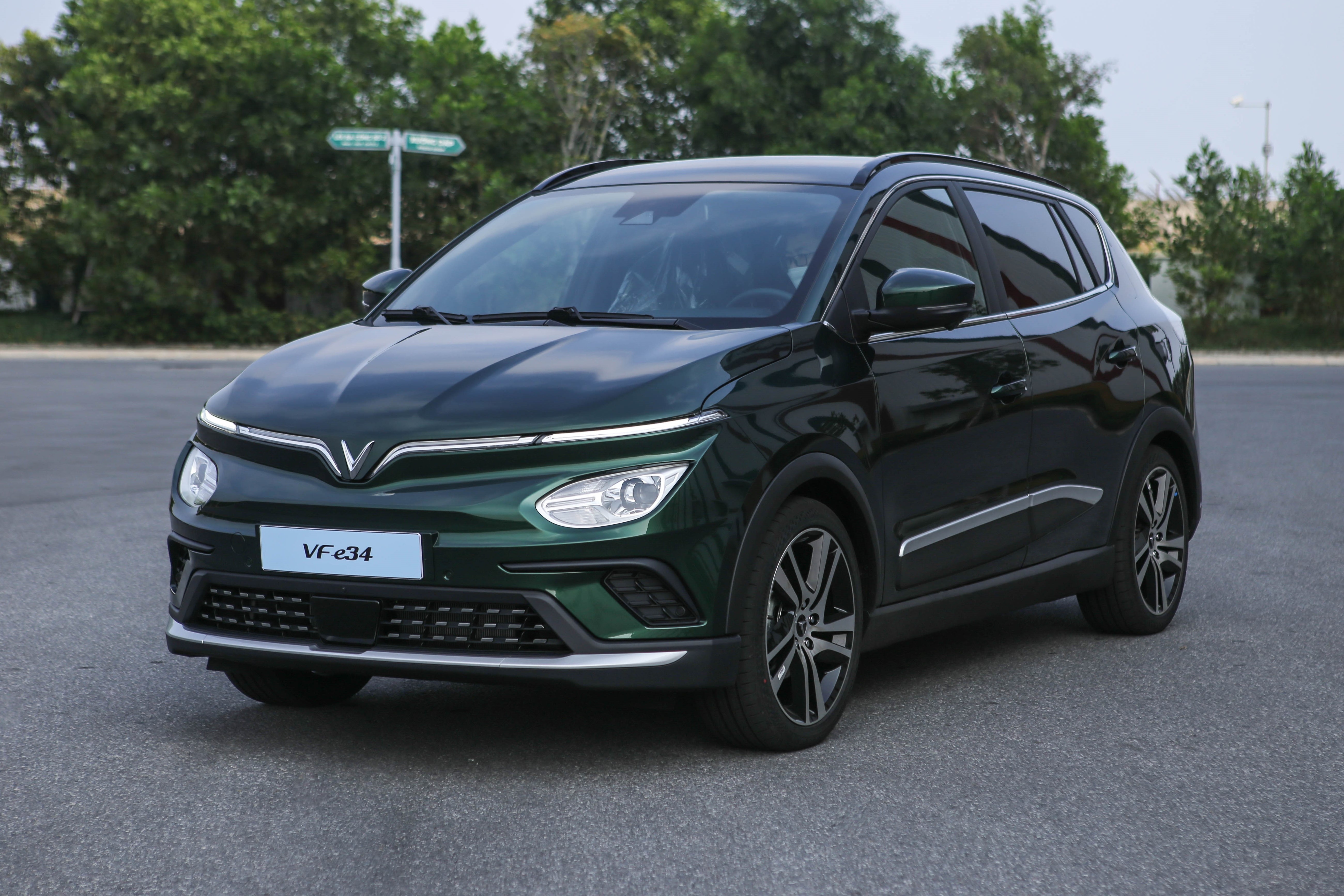 10 oto ban chay nhat thang 6/2022 anh 8