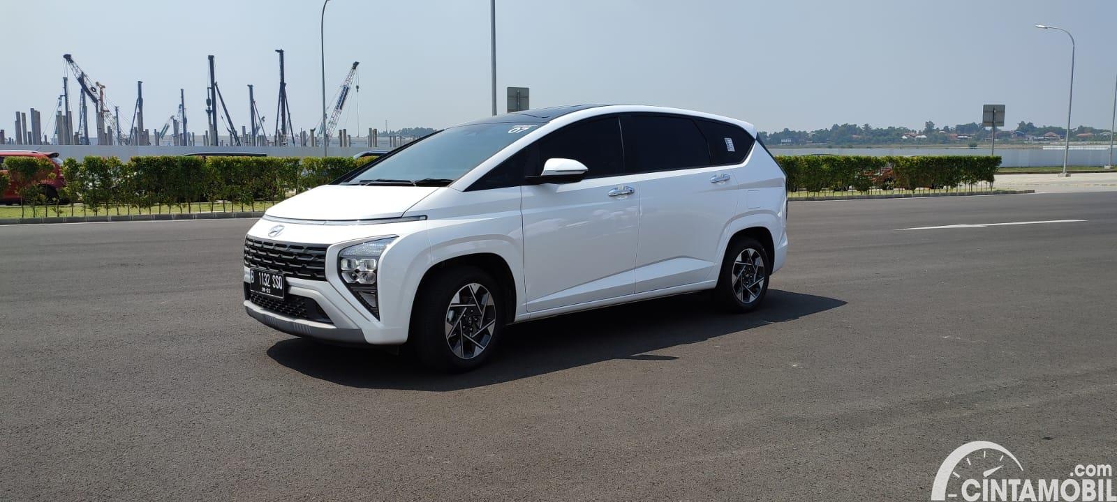 Chi tiet Hyundai Stargazer vua ra mat tai Indonesia anh 3