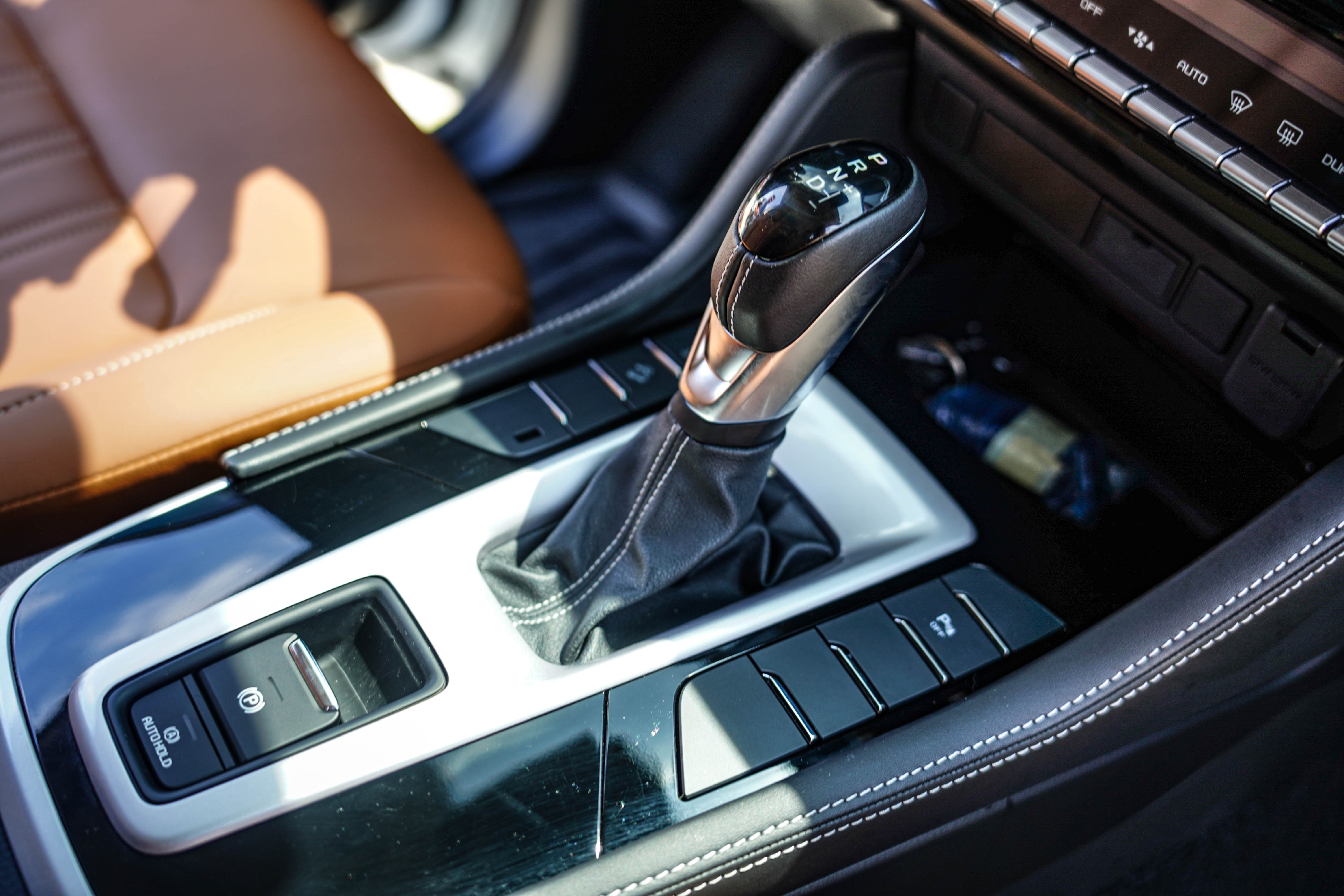 Chi tiet Isuzu mu-X 2022 vua duoc ra mat anh 11