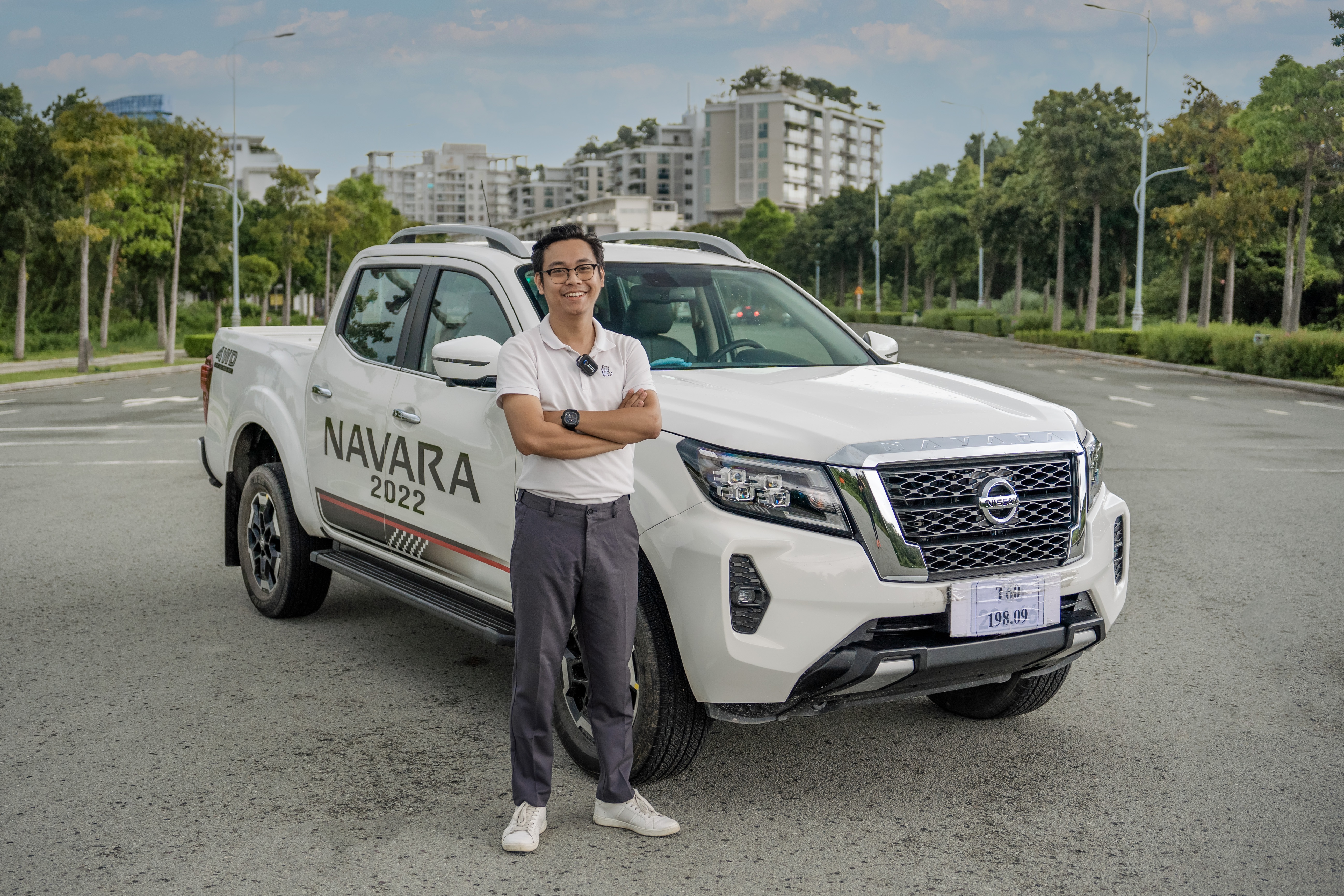 Nissan Navara 2022 - dong co moi, gia cao nhat phan khuc hinh anh