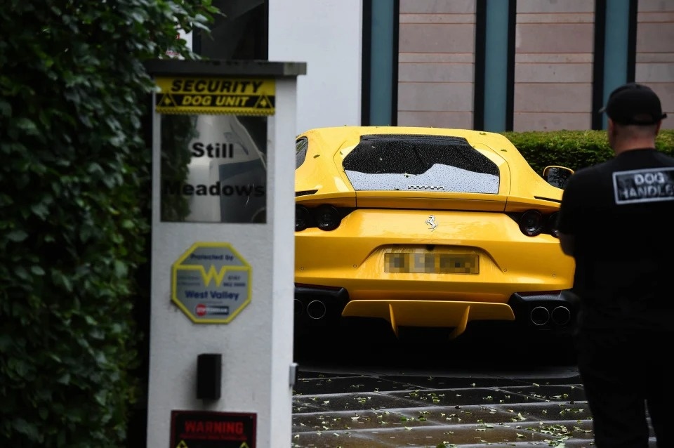 Dan sieu xe cua Paul Pogba roi Manchester de den Turin anh 4