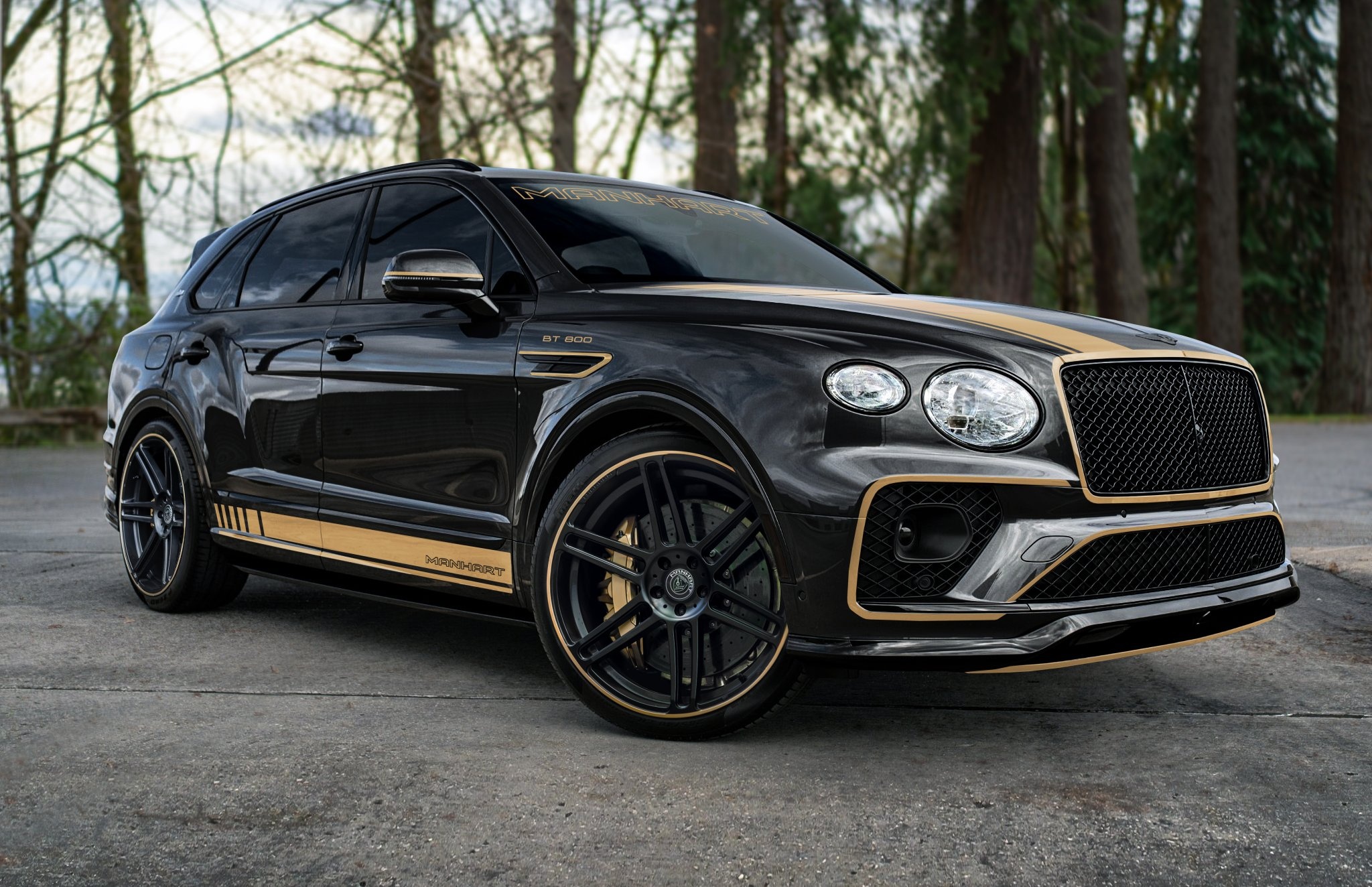 Bentley Bentayga manh 810 ma luc voi goi do cua Manhart hinh anh