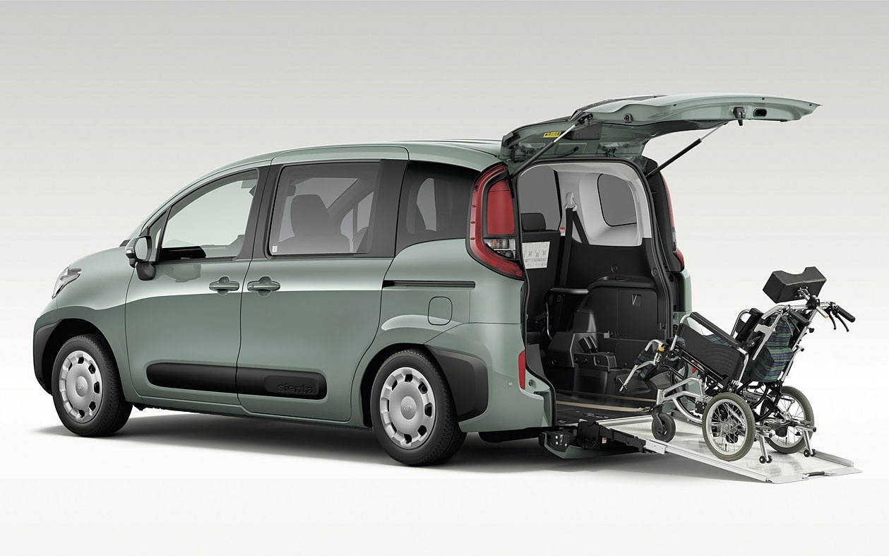 Toyota Sienta 2022 ra mat anh 4