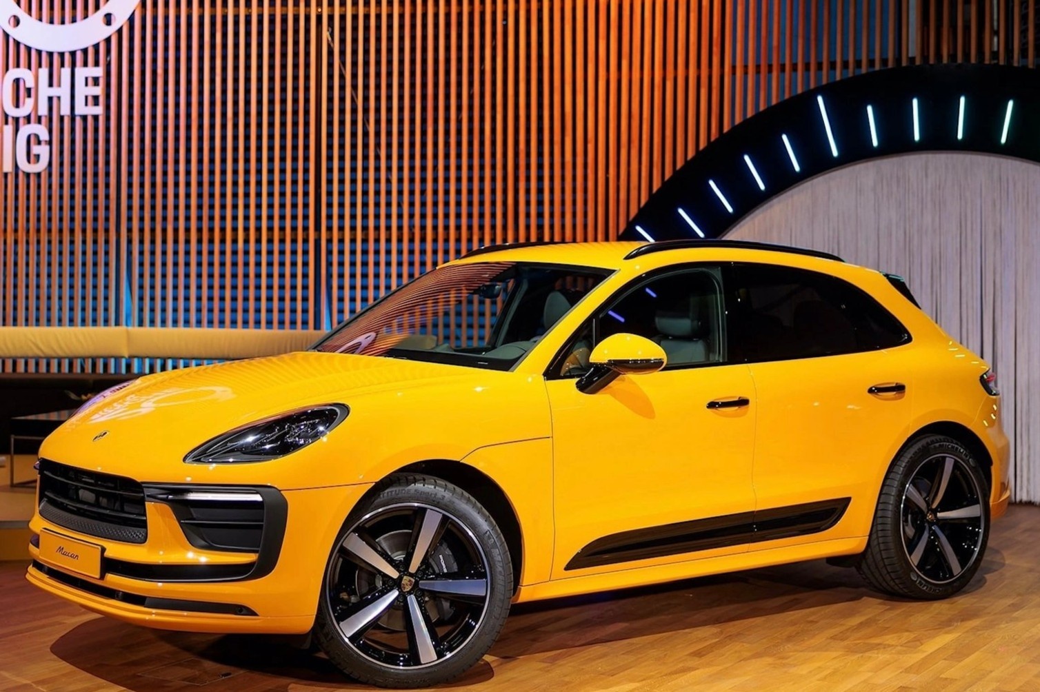 Porsche Macan phien ban dac biet duoc ban dau gia de lam tu thien hinh anh