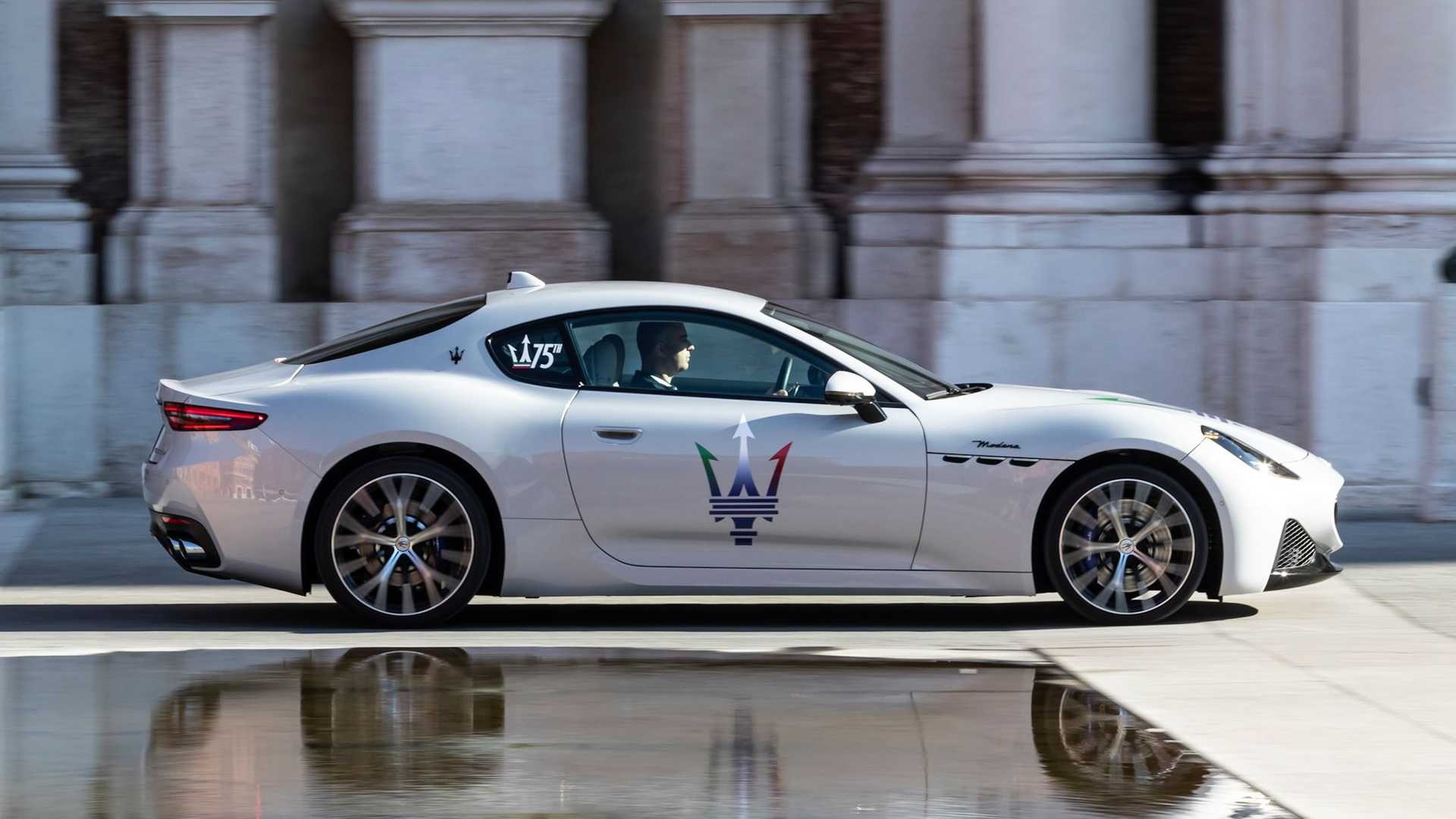 Maserati GranTurismo 2022 lo dien anh 3