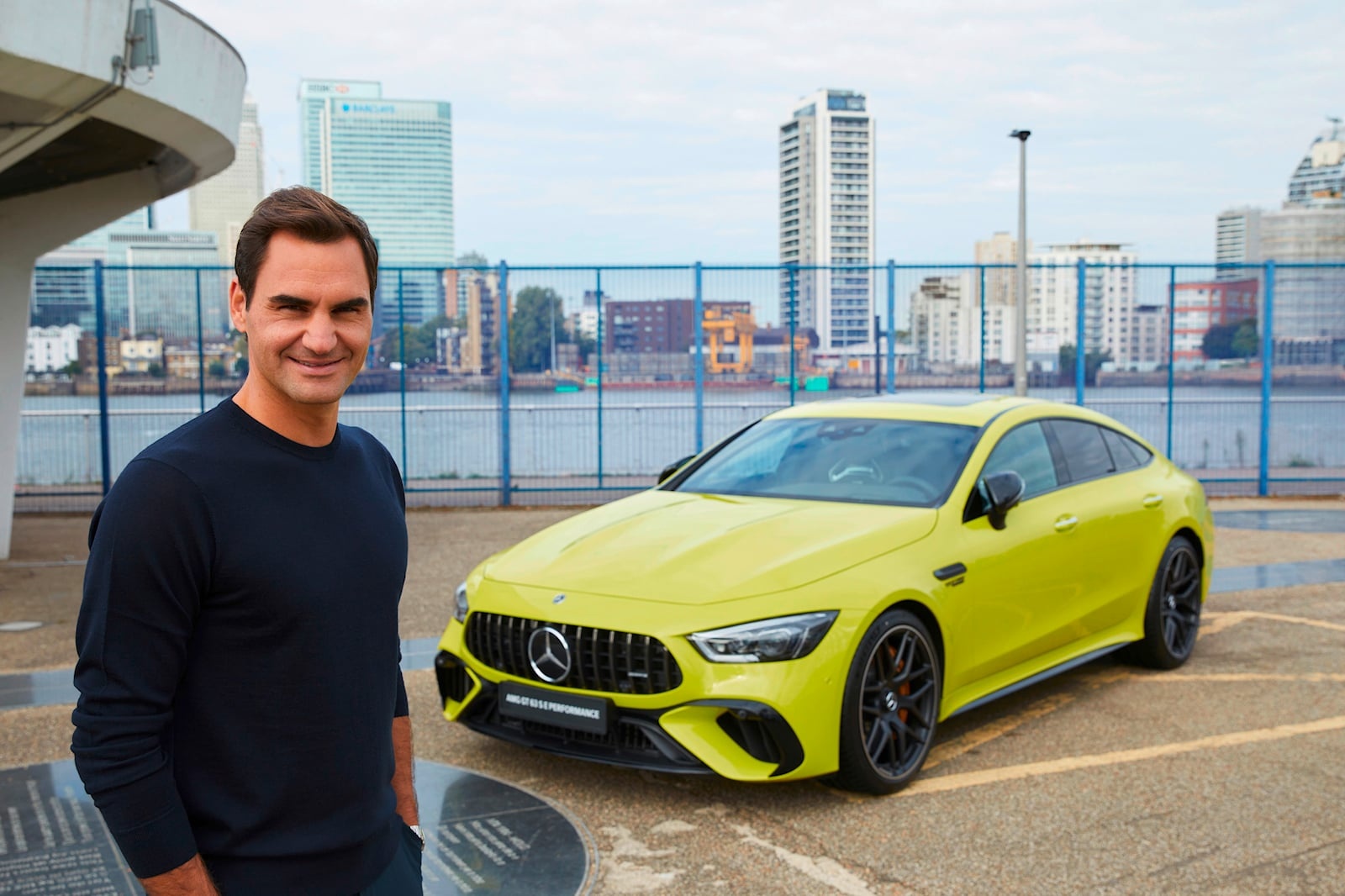 Mercedes-AMG GT 63 lay cam hung tu Roger Federer duoc dau gia hinh anh