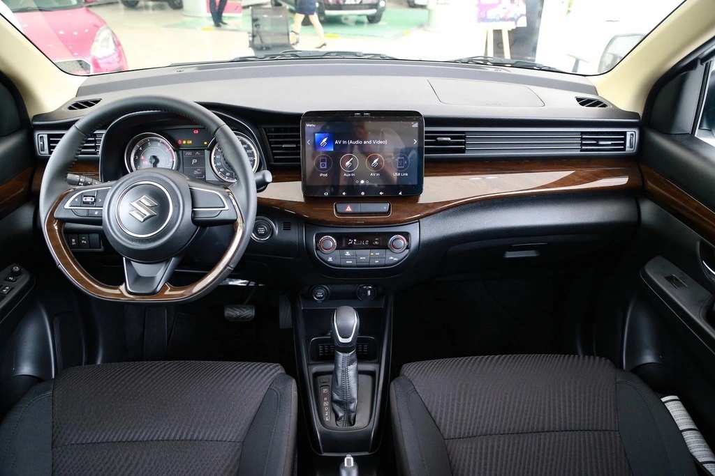 Suzuki Ertiga Hybrid 2022 anh 3