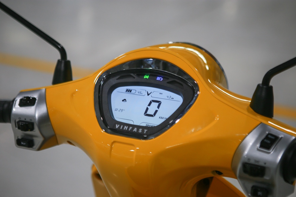 Chi tiet VinFast Evo200 anh 9