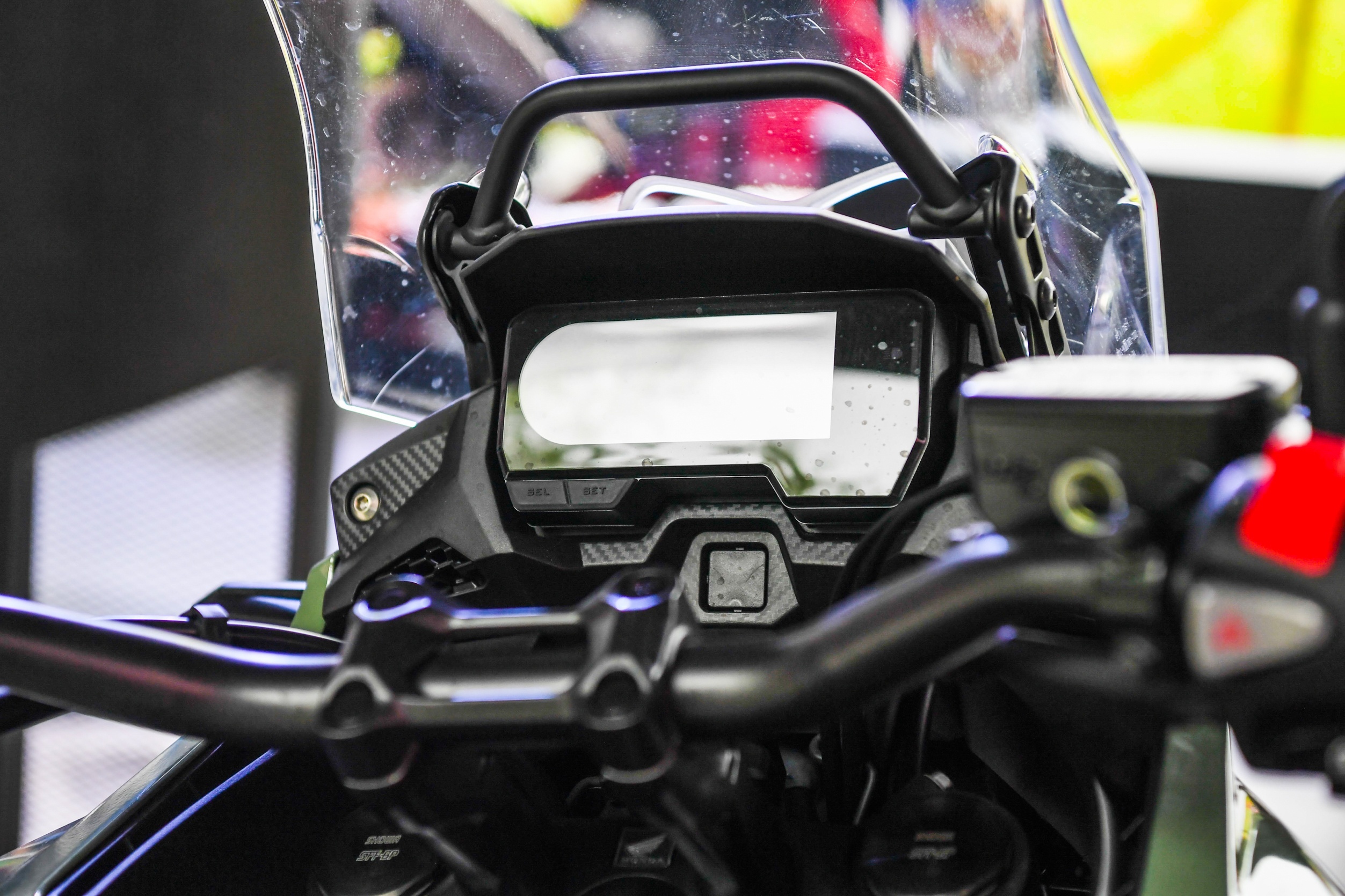 Moto adventure gia 200 trieu anh 8