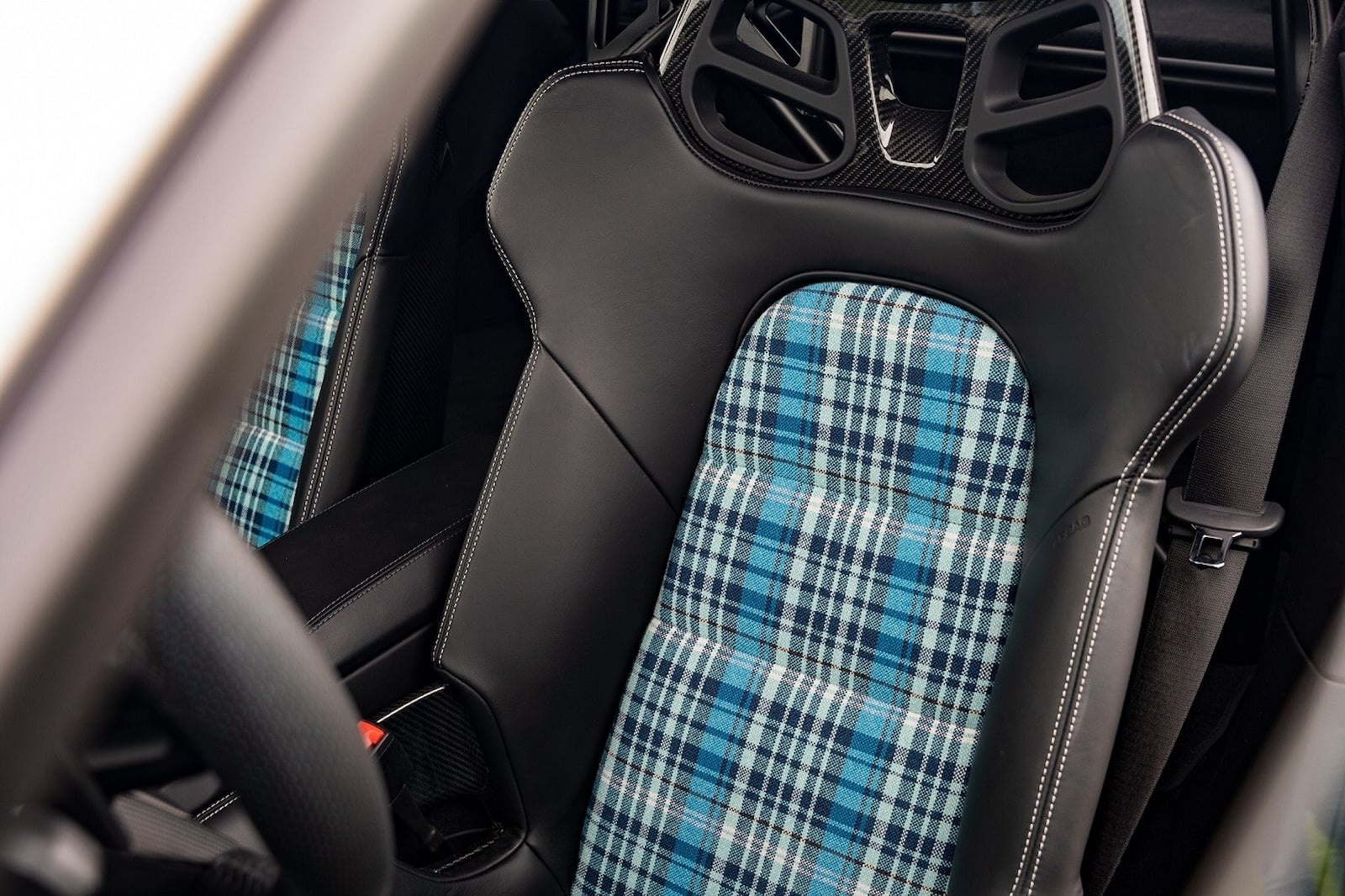 Porsche 911 do TechArt anh 5