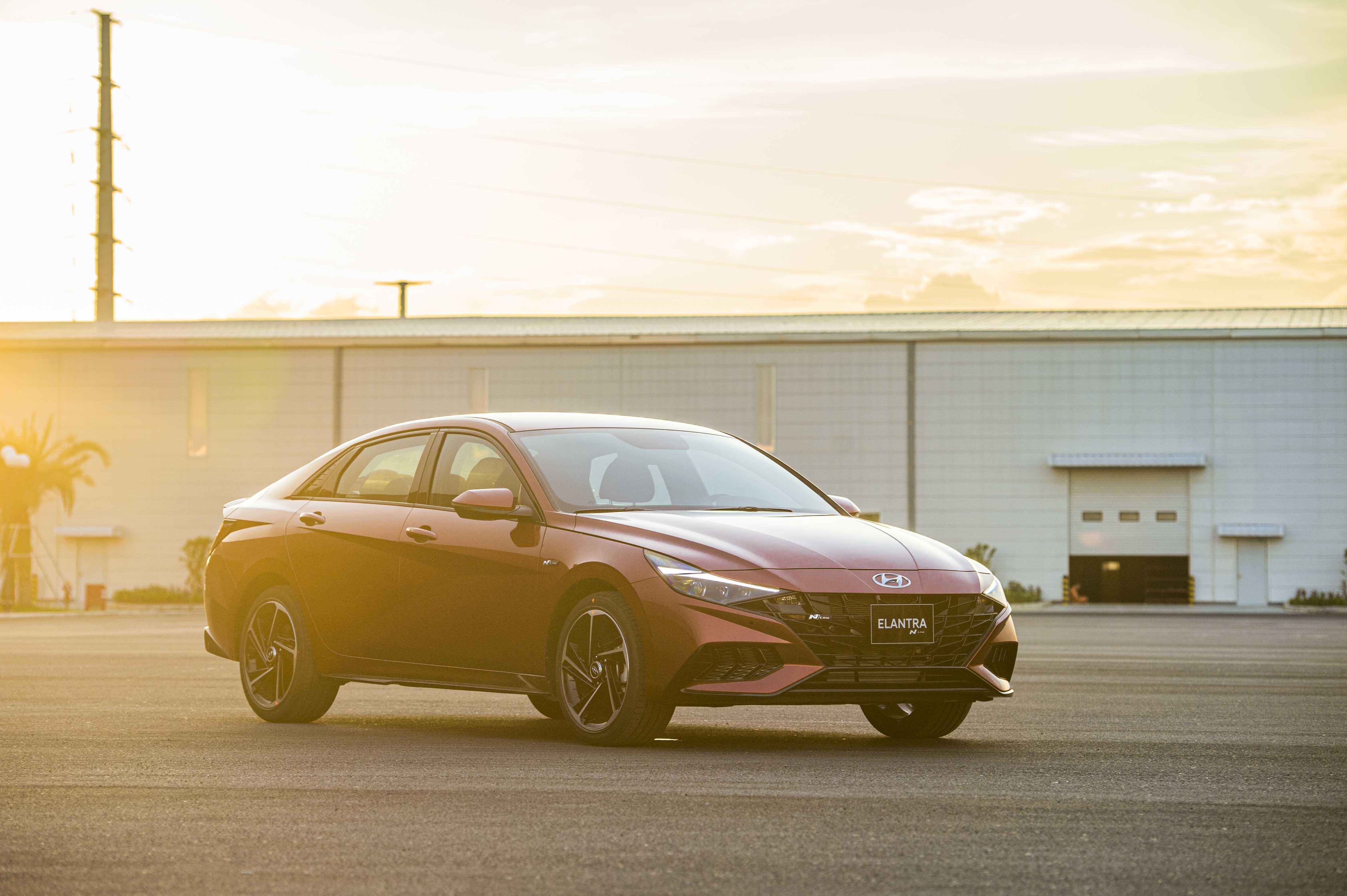 Chi tiet Hyundai Elantra 2023 anh 45