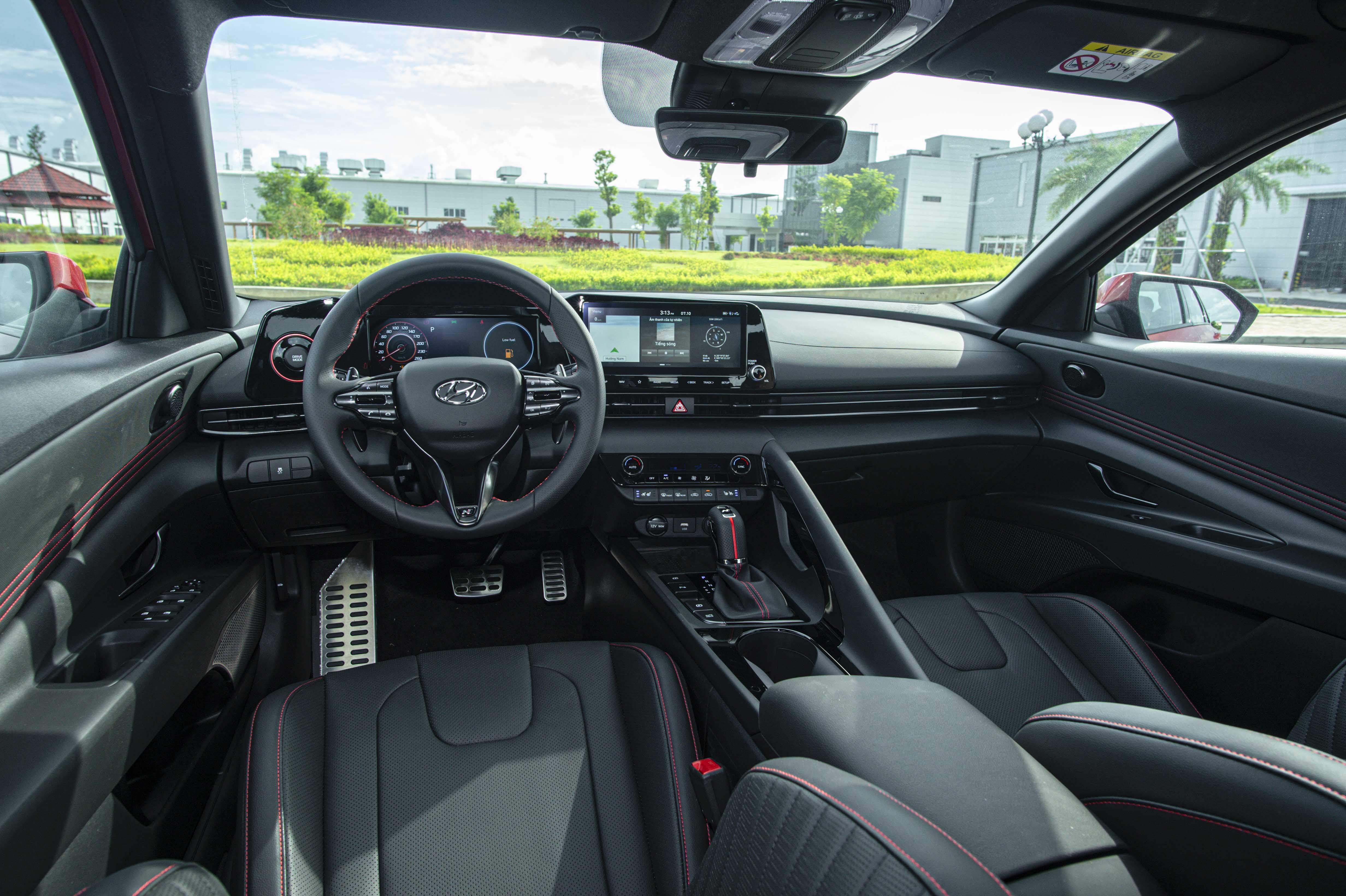 Chi tiet Hyundai Elantra 2023 anh 31