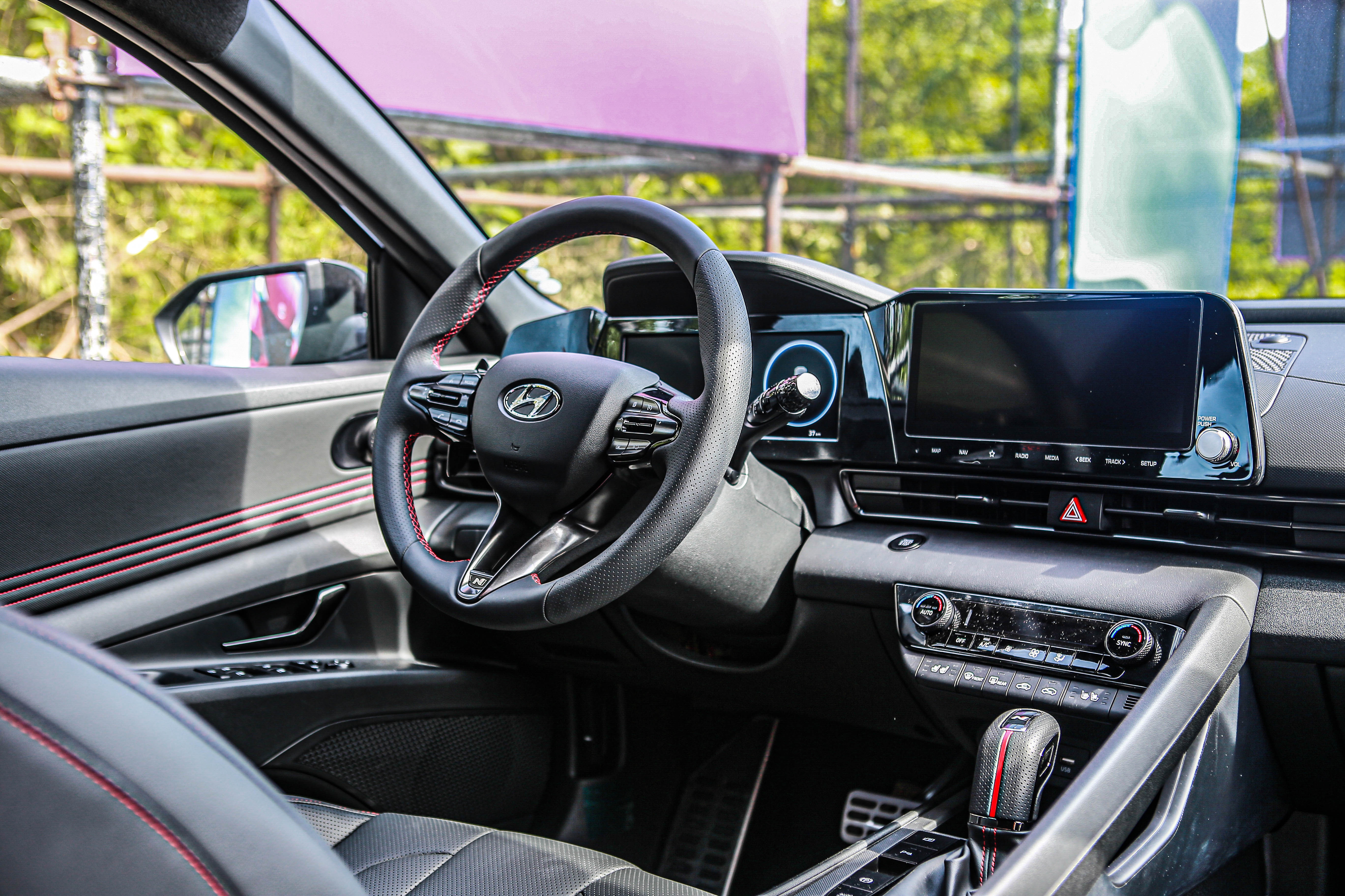 Chi tiet Hyundai Elantra 2023 anh 22