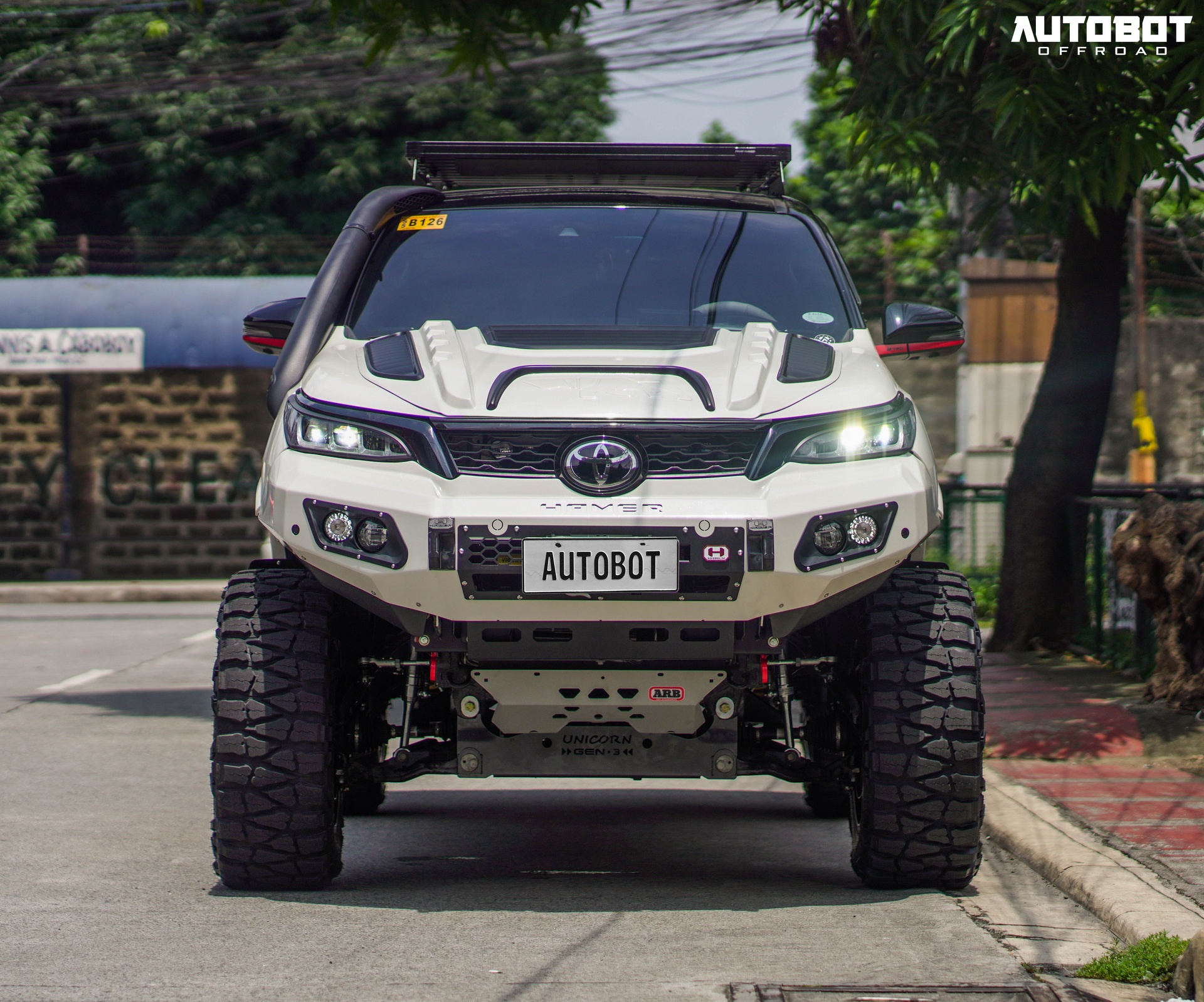 Toyota Fortuner do dia hinh anh 2