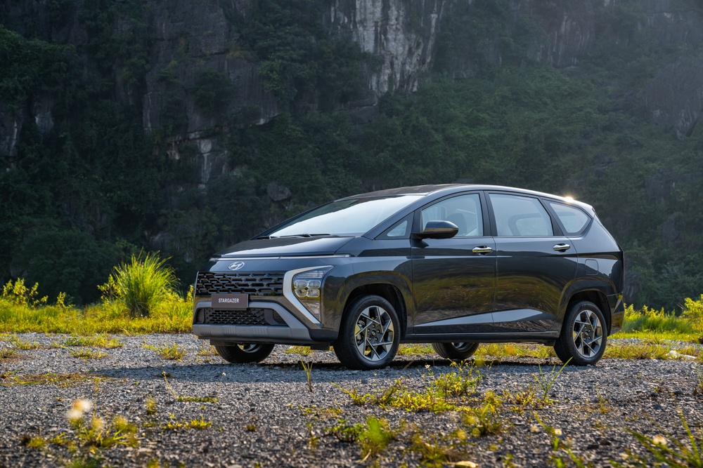 Hyundai Stargazer ra mắt ảnh 1 Hyundai Stargazer ra mat anh 1