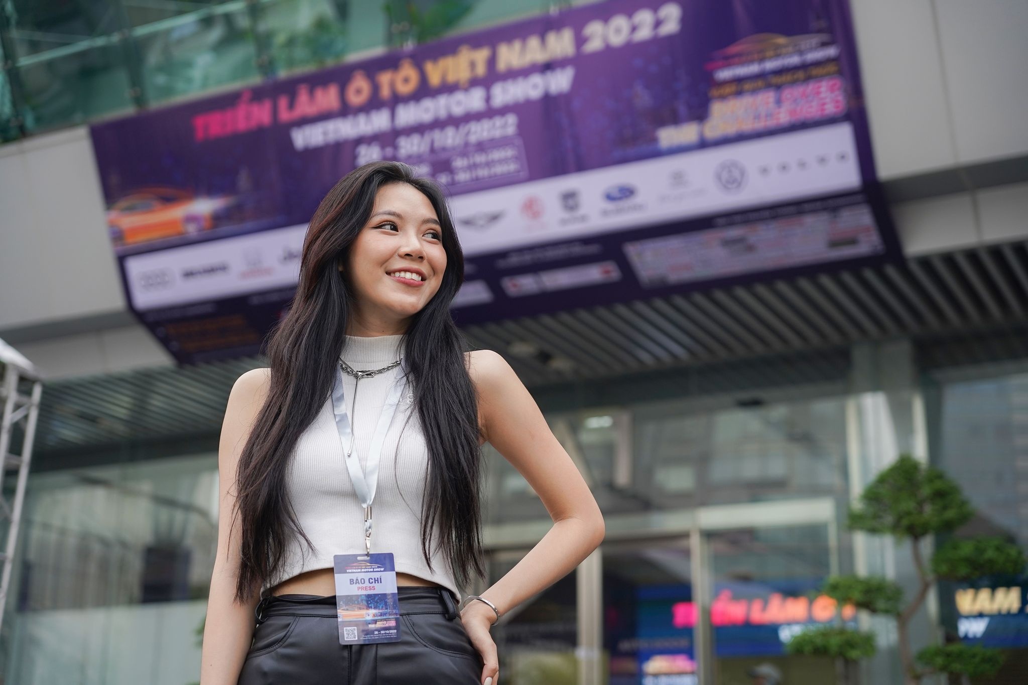 Toan canh Vietnam Motor Show 2022 truoc gio khai man hinh anh